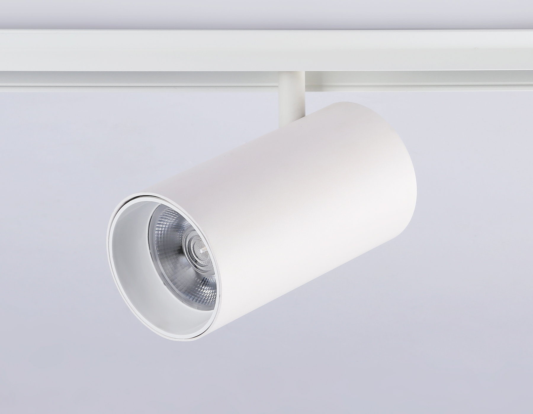 Светильник трековый Ambrella Magnetic GL3845 WH белый IP20 30W 4200K 48V 24° D77*138