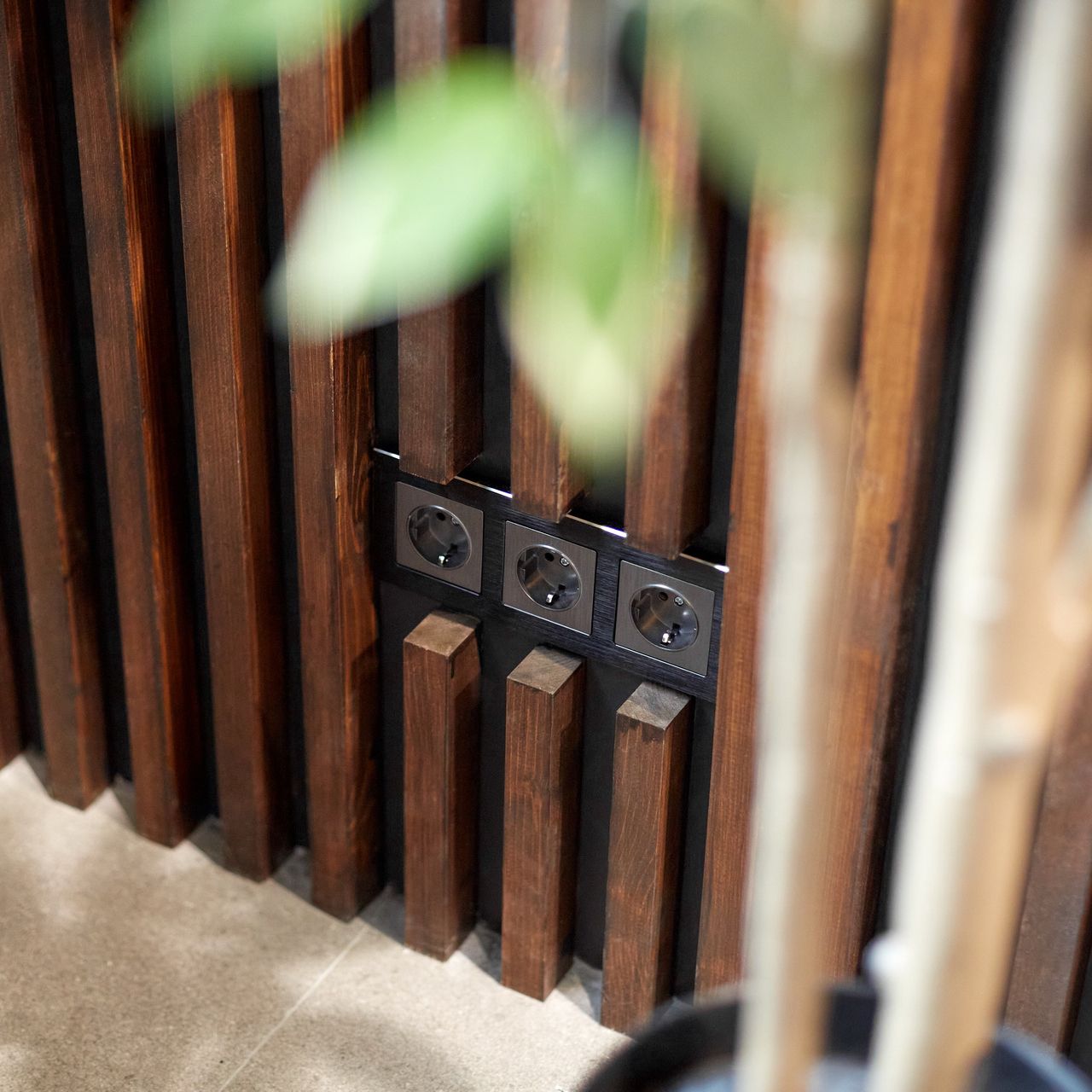 Рамка WERKEL Aluminium на 3 поста (черный алюминий) WL11-Frame-03 / W0031708 / a039118