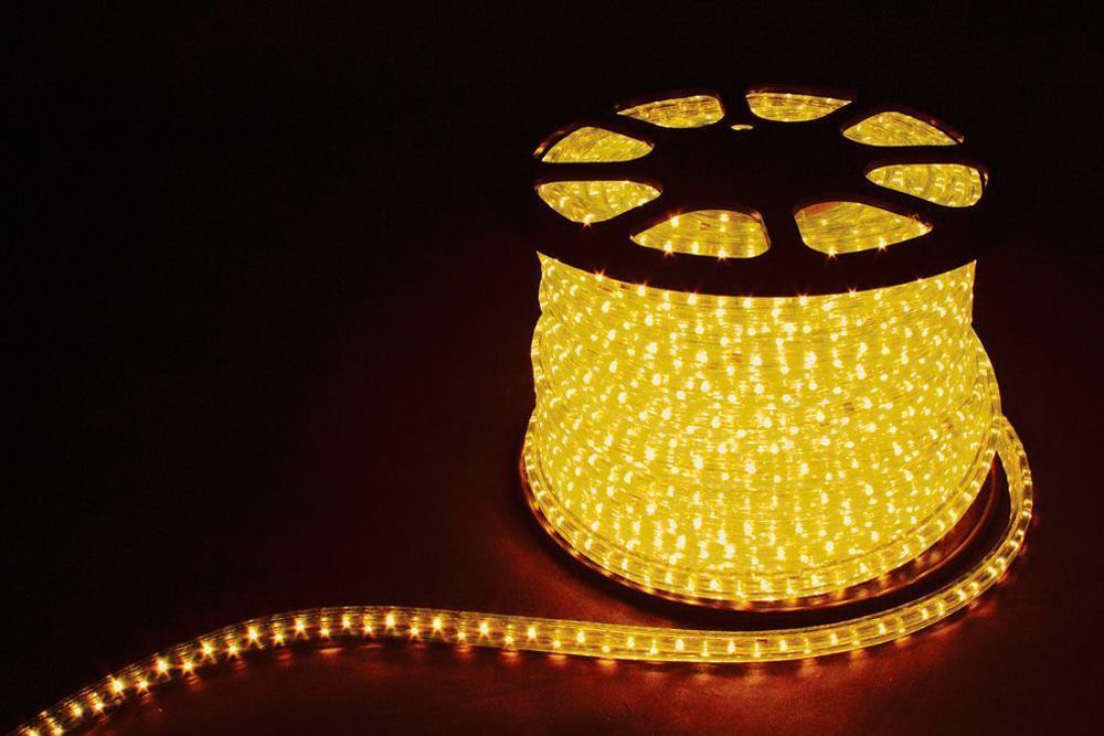 Дюралайт светодиодный Feron LED-F3W 3-х жильный , желтый, 2,88Вт/м 72LED/м 50м 220V Дюралайт светодиодный Feron LED-F3W 3-х жильный , желтый, 2,88Вт/м 72LED/м 50м 220V