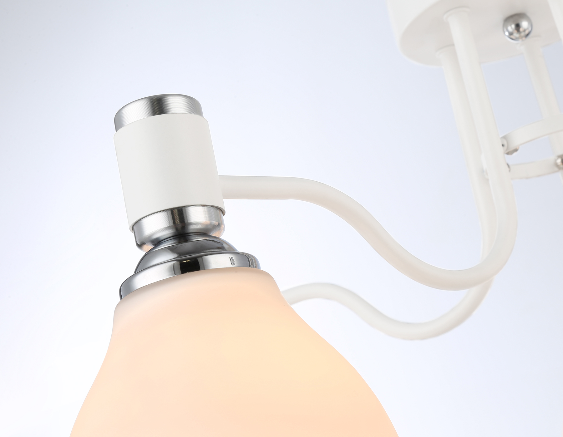 Потолочный светильник TR303305/5 WH/CH/FR белый/хром/белый матовый E27*5 max 60W D600*270