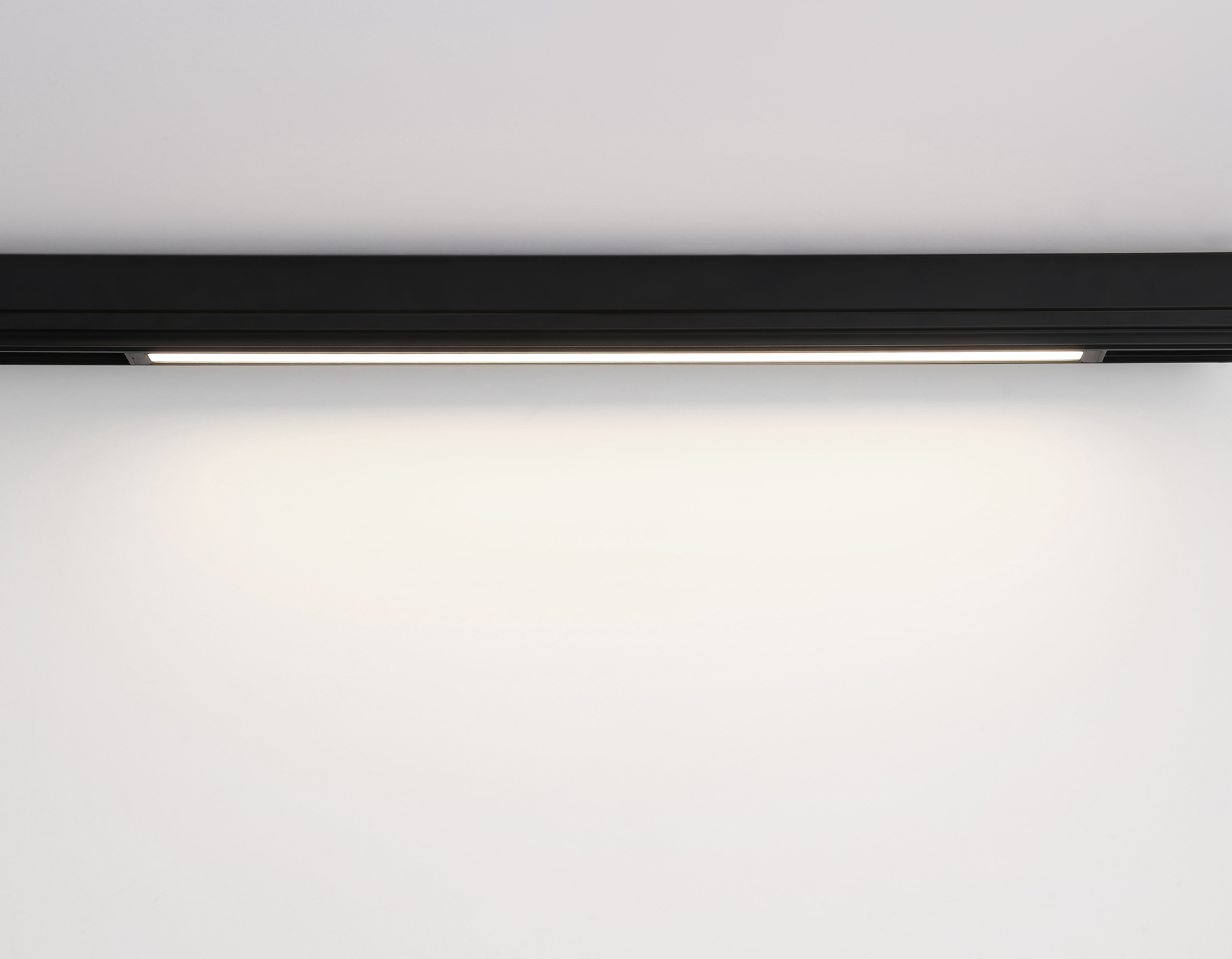 GL1292 BK черный IP20 24W 3000K-6400K 220V 120° 562*25*42 (Без ПДУ)