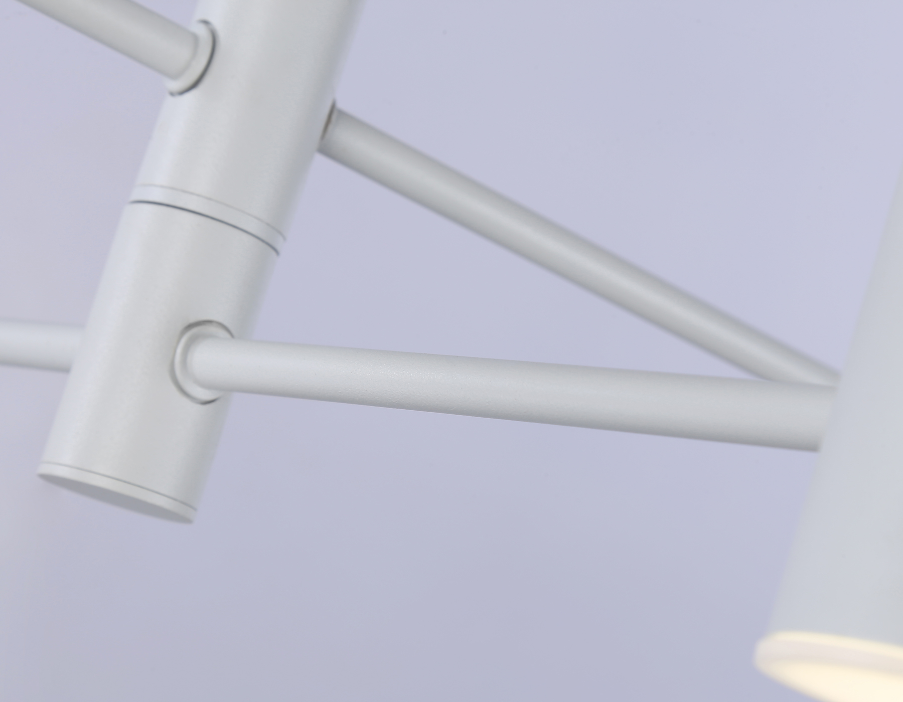 Подвесной светильник Ambrella FL51705/4 WH белый 3000K/4200K/6400K 20W D500*780 (Без ПДУ)