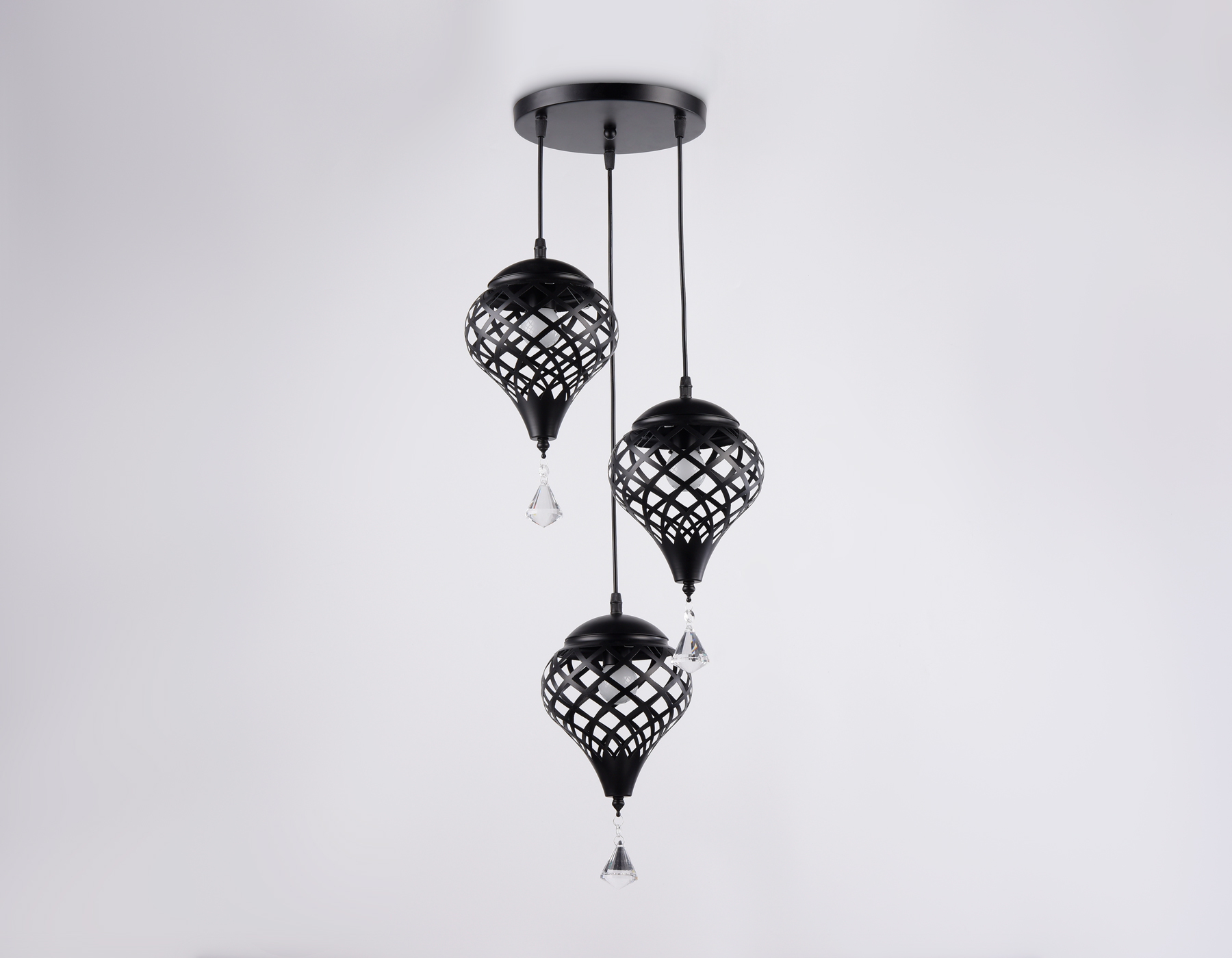 Светильник подвесной Ambrella TR8444/3 BK черный E27/3 max 40W D350*800