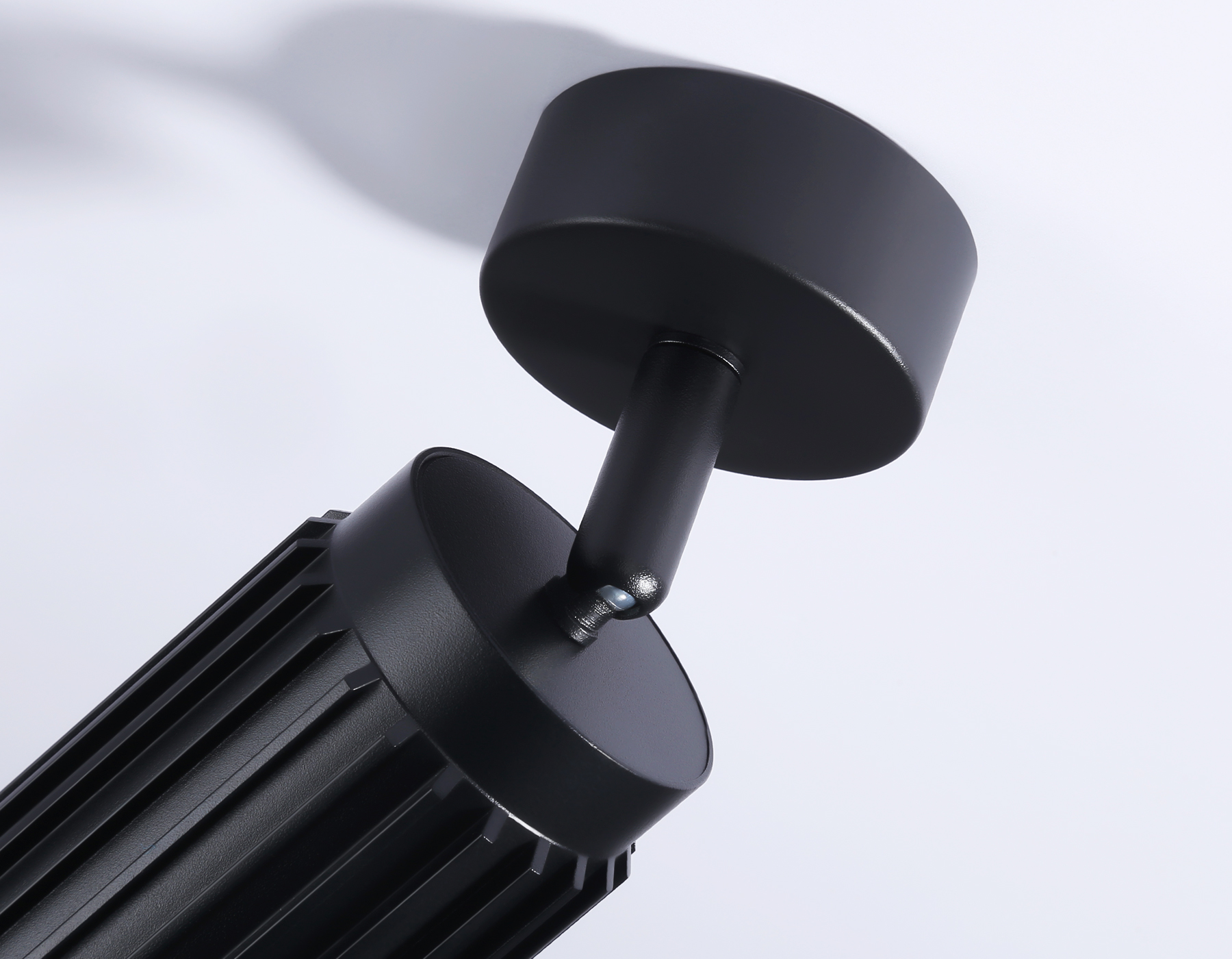 Накладной поворотный спот Ambrella TN51679 BK черный GU10 D60*120 Накладной поворотный спот Ambrella TN51679 BK черный GU10 D60*120