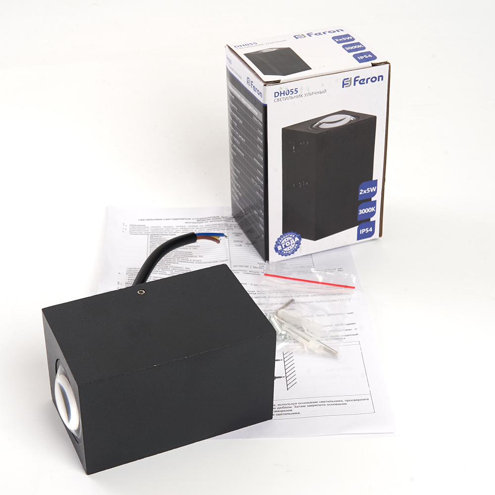 Светильник уличный светодиодный Feron DH055, 2*5W, 800Lm, 3000K, черный Светильник уличный светодиодный Feron DH055, 2*5W, 800Lm, 3000K, черный
