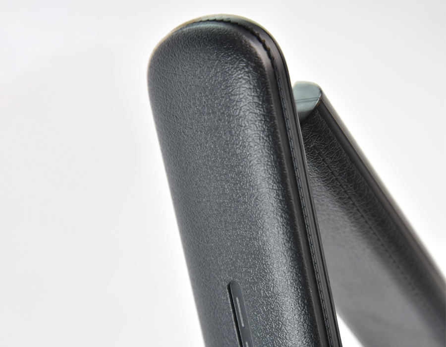 Светодиодная настольная лампа с беспроводной зарядкой DE521 BK Ambrella черный LED 3000-6400K 8W