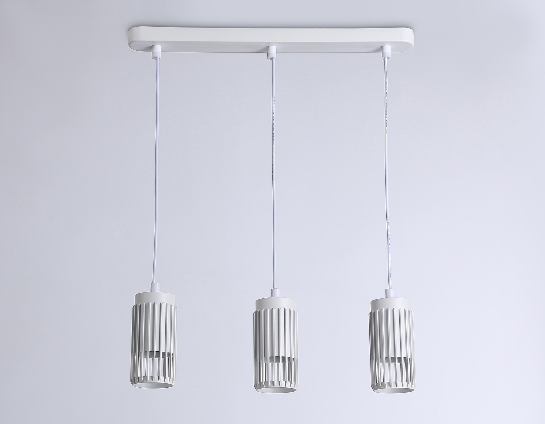 Светильник подвесной Ambrella TN51698/3 WH белый GU10/3 400*60*1120