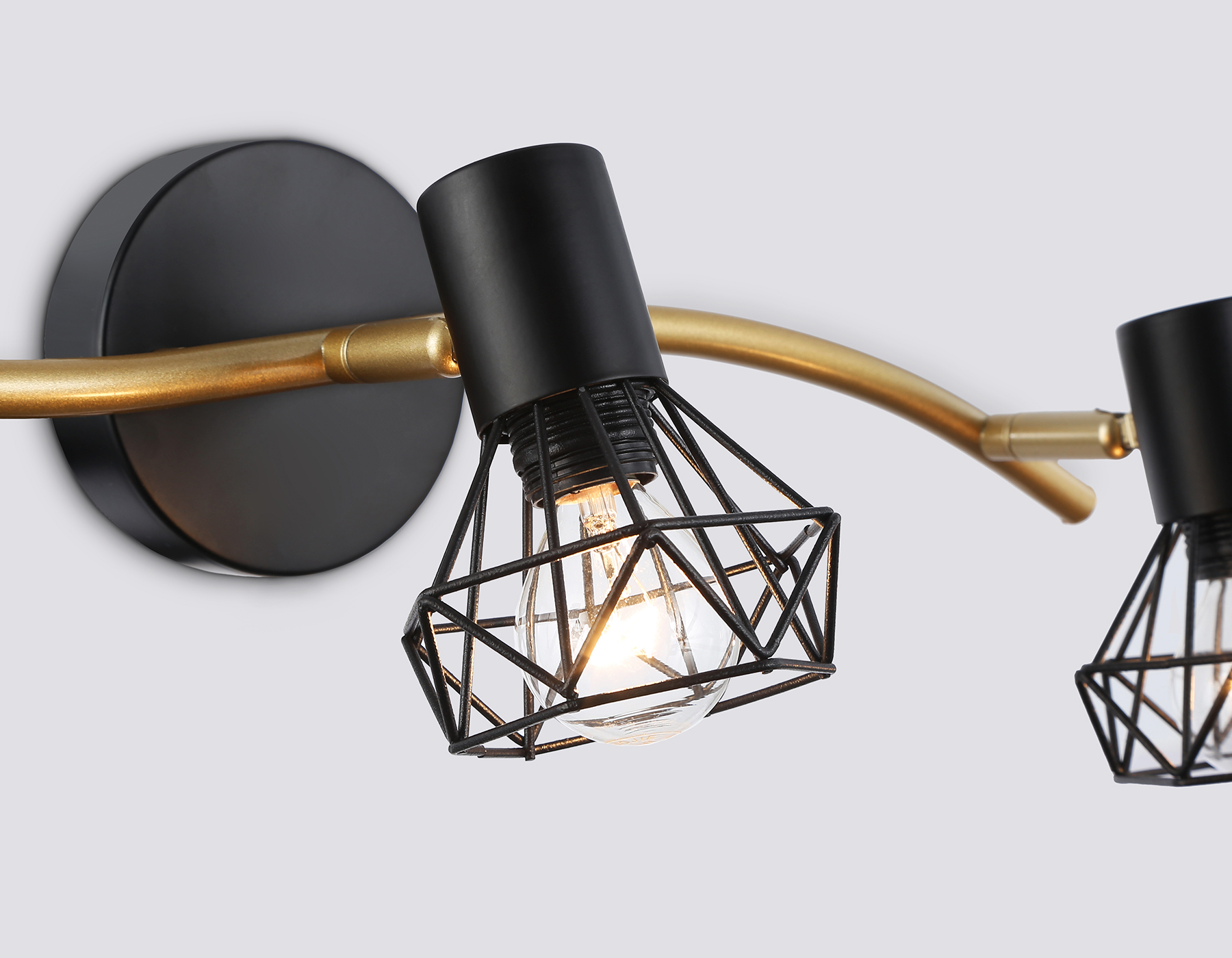 TR8657/3 BK/GD черный/золото E14/3 max 60W 550*100*185