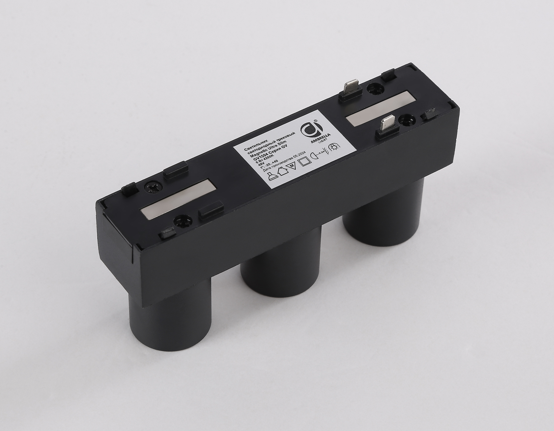 GV1504/3 BK черный IP20 6W 4200K 48V 24° 122*26*55 GV1504/3 BK черный IP20 6W 4200K 48V 24° 122*26*55