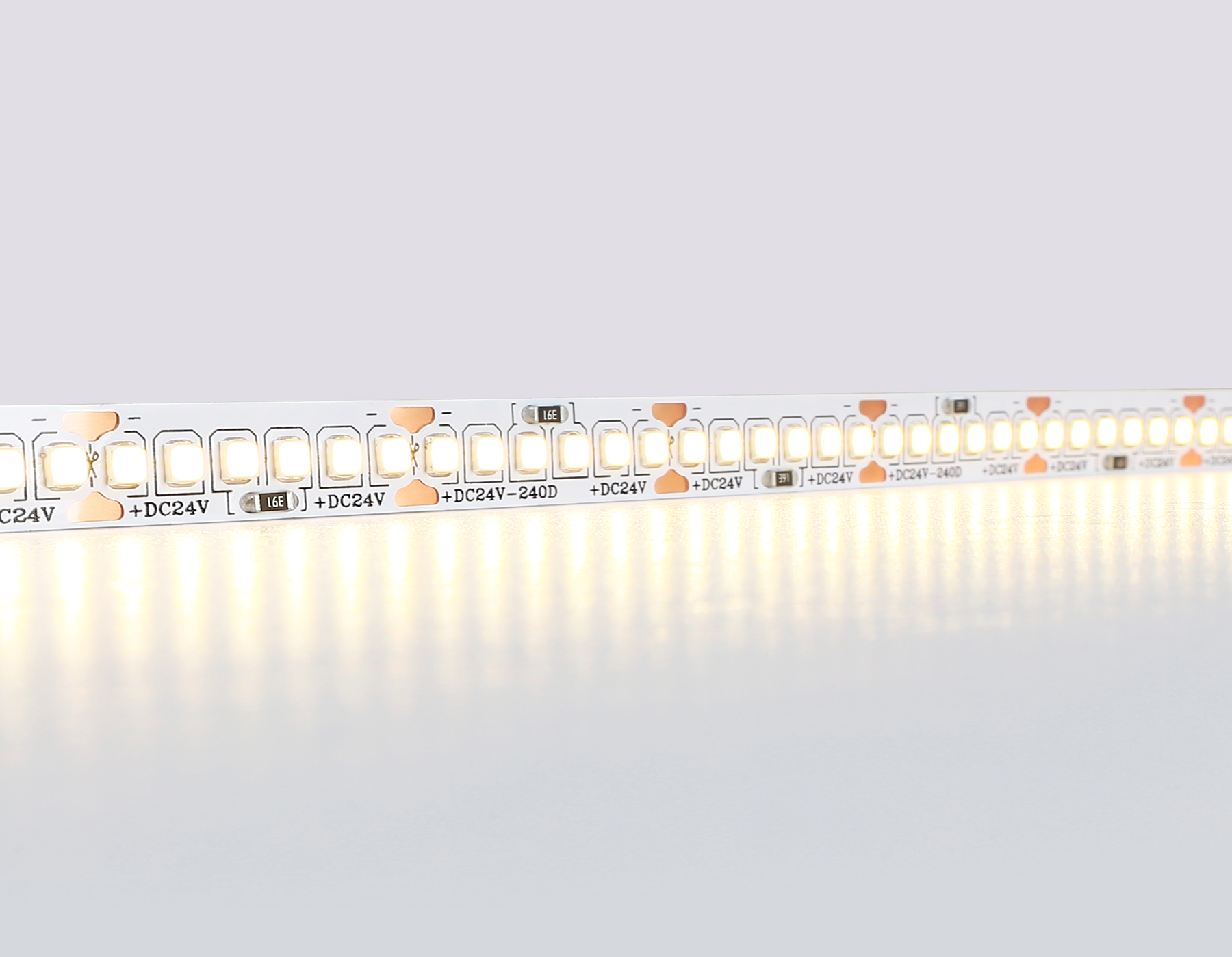 GS3301 2835 240Led/ 18W m/ 24V IP20 3000K/ 5000*10*1.2mm (2 конт.)