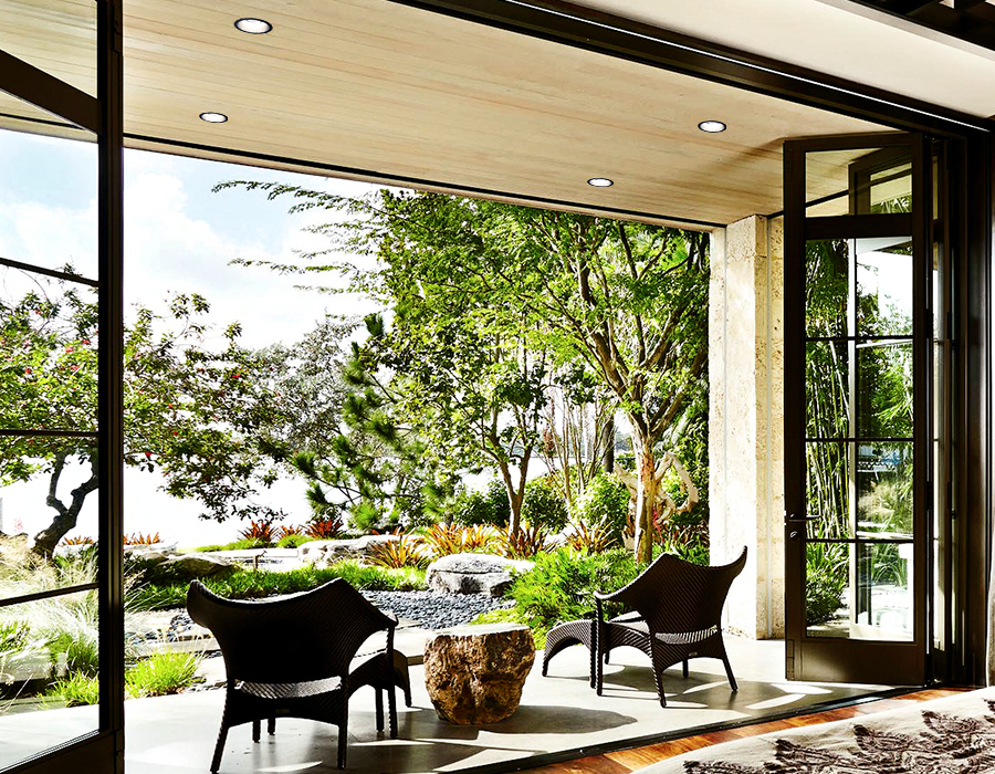 Встраиваемый светильник Ambrella Techno TN212 BK/CH черный/хром