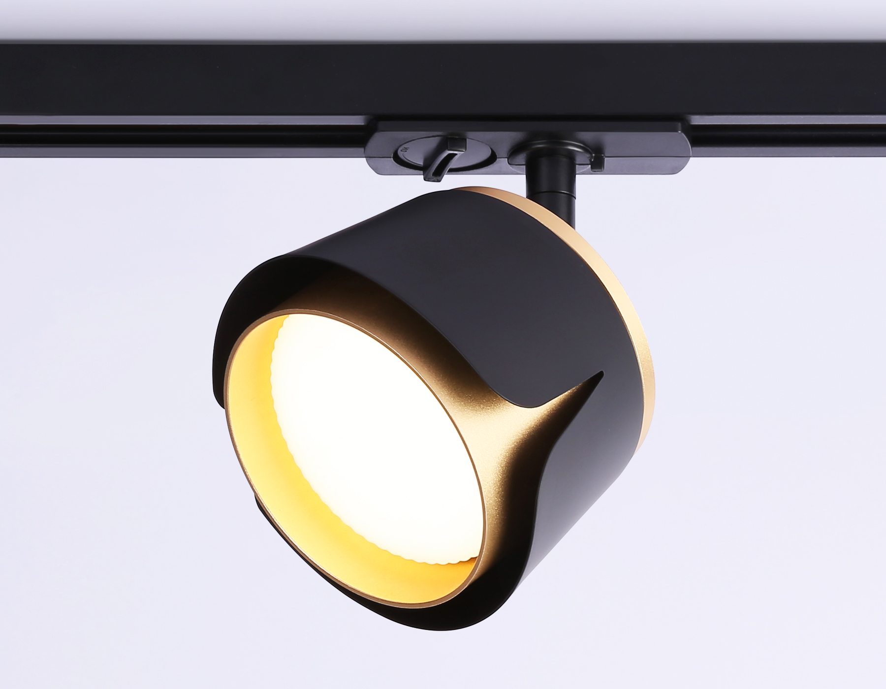 Трековый светильник Ambrella GL5344 BK/GD черный/золото GX53 D100*66