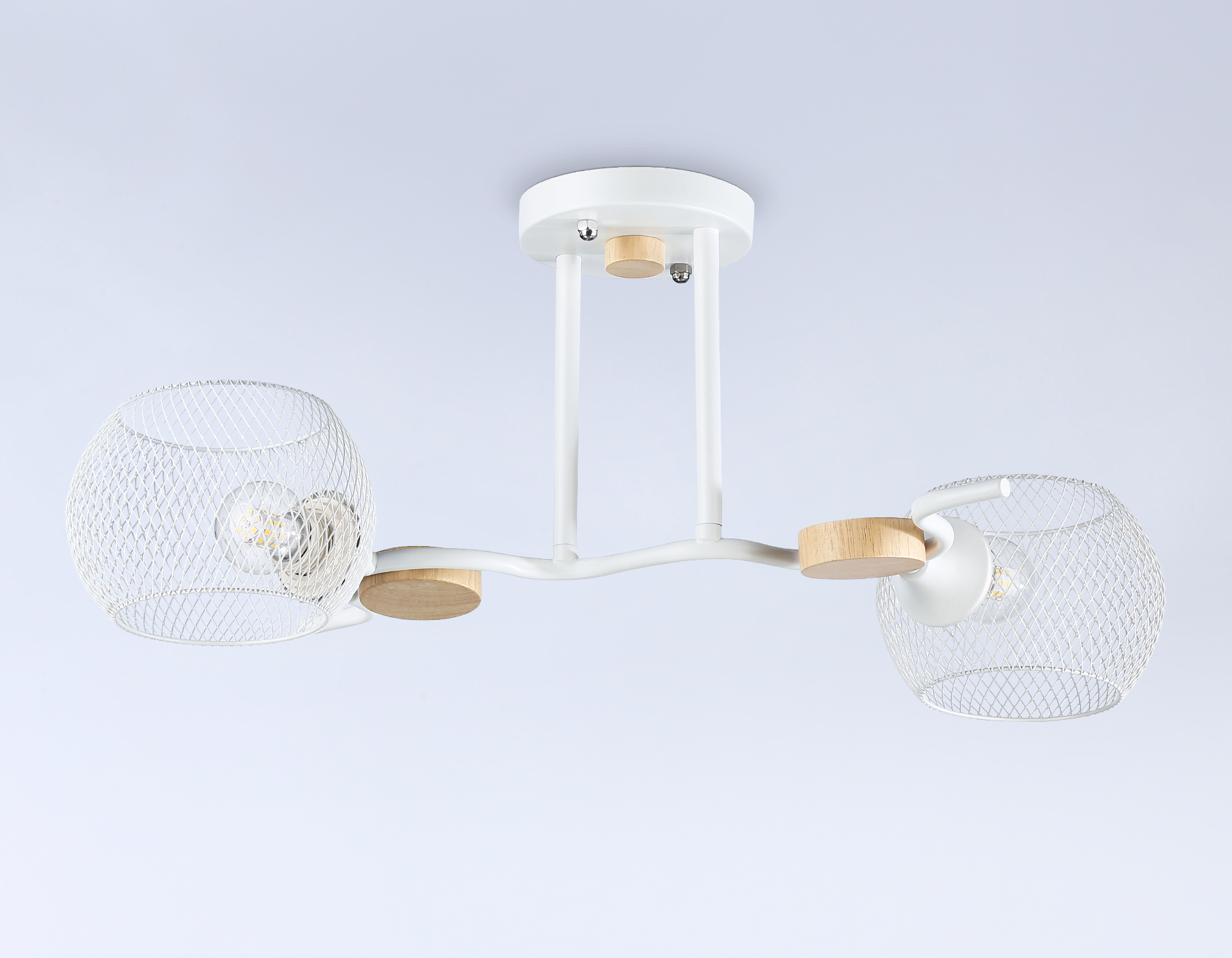 Светильник потолочный Ambrella TR80161/2 WH белый E27/2 max 40W 550*360*220 Светильник потолочный Ambrella TR80161/2 WH белый E27/2 max 40W 550*360*220