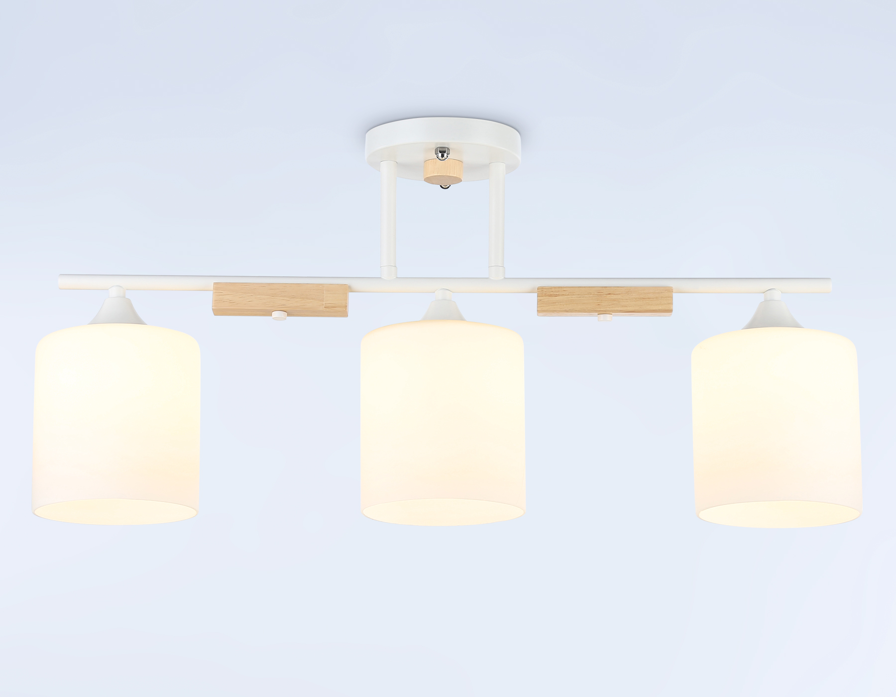 Светильник подвесной Ambrella TR9546/3 WH/FR белый/белый матовый E27/3 max 40W 595*115*280 Светильник подвесной Ambrella TR9546/3 WH/FR белый/белый матовый E27/3 max 40W 595*115*280