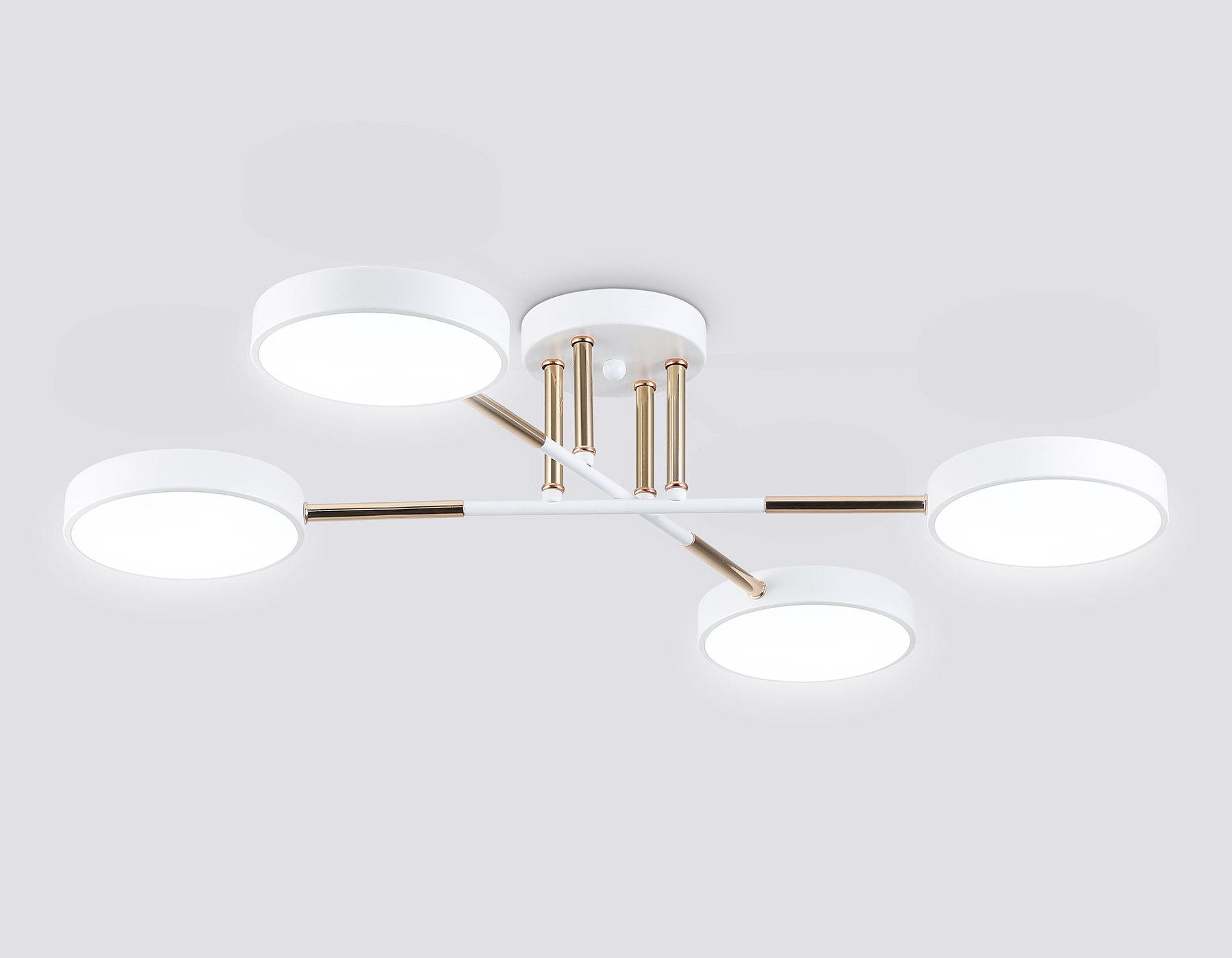 FL516331/4 WH/FGD белый/золото 72W 3000-6000K 610*410*140 (без ПДУ) FL516331/4 WH/FGD белый/золото 72W 3000-6000K 610*410*140 (без ПДУ)