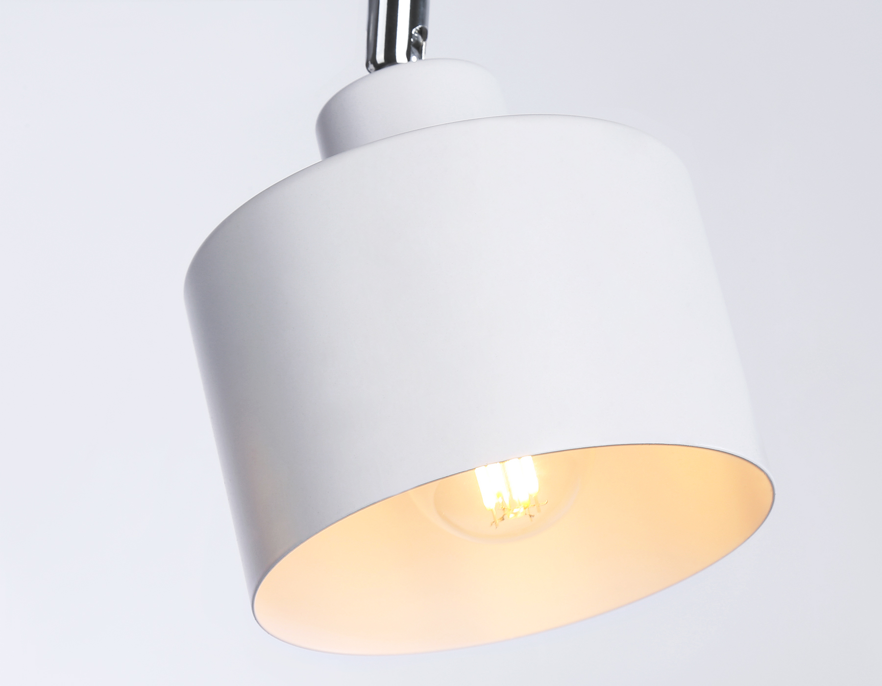 Настенно-потолочный спот Настенно-потолочный спот TR8141/2 WH белый E27*2 max 40W 340*120*180 Настенно-потолочный спот Настенно-потолочный спот TR8141/2 WH белый E27*2 max 40W 340*120*180