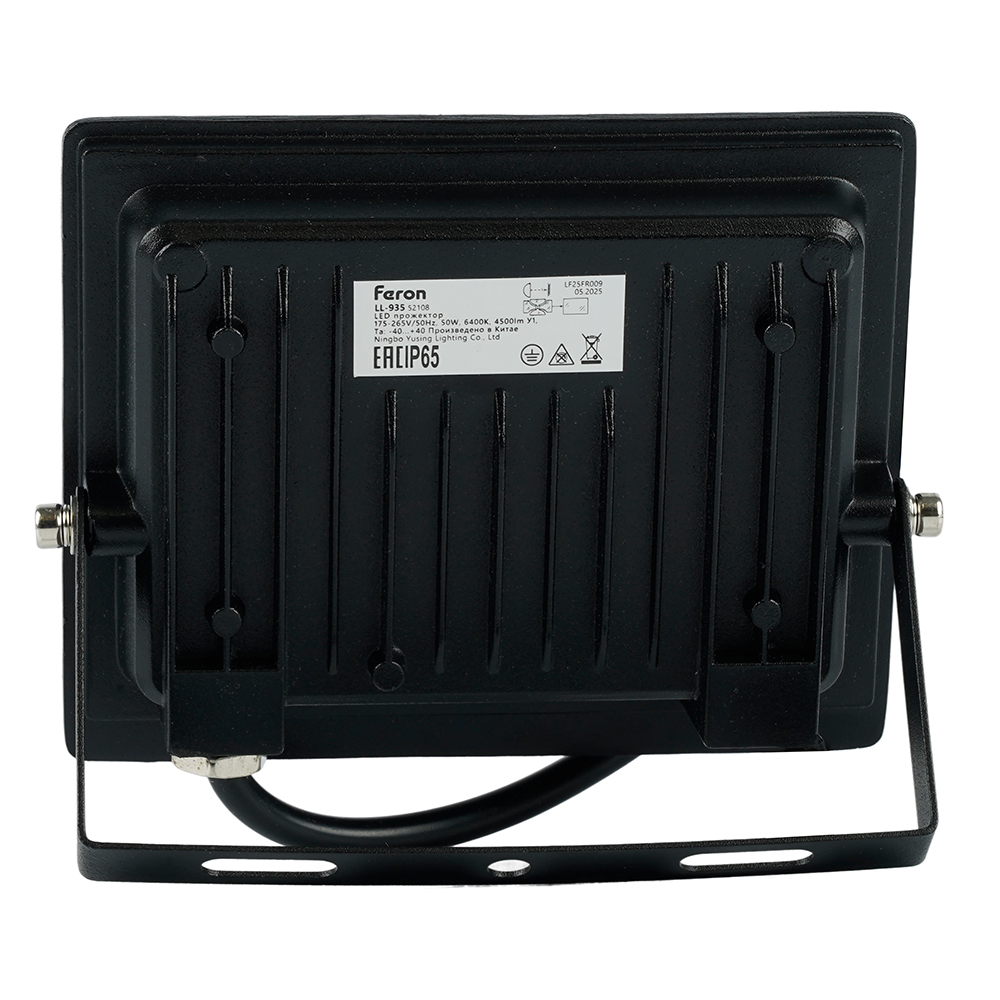 Светодиодный прожектор Feron LL-935 IP65 50W 6400K