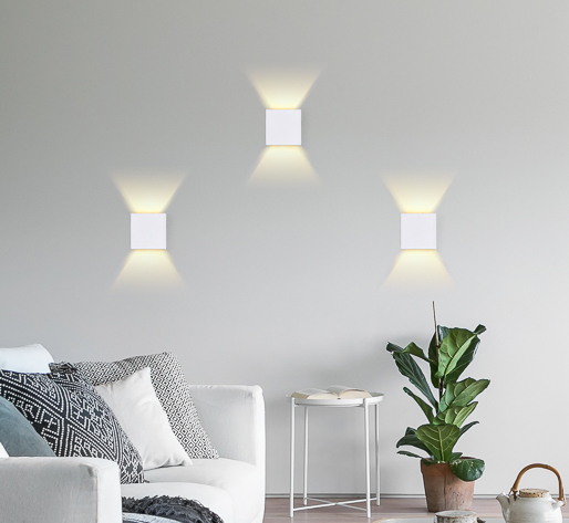 Настенный уличный светильник Ambrella Sota FW137 WH/S 10W 3000K белый/песок