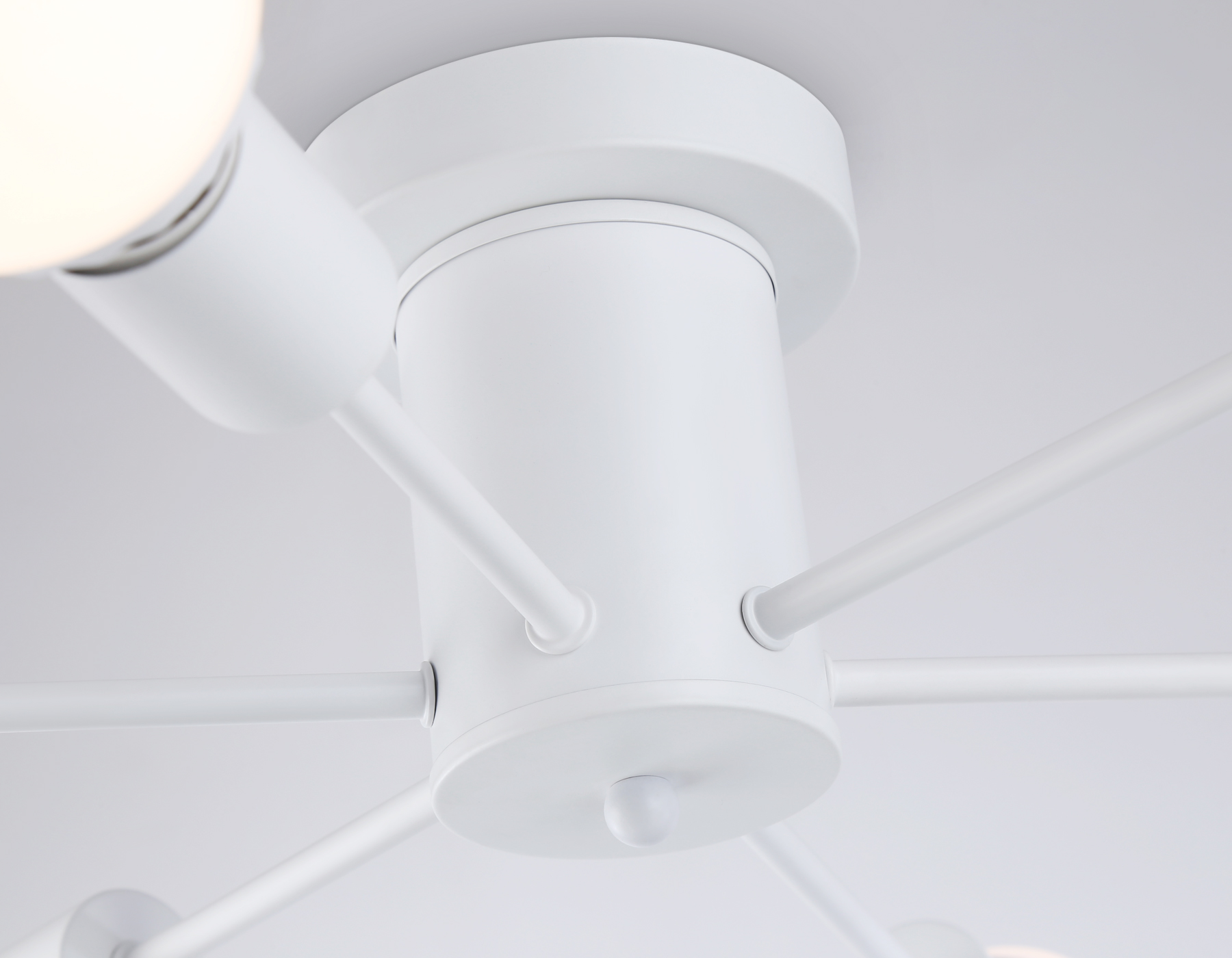 TR80401/6 WH белый E27/6 max 60W D780*150