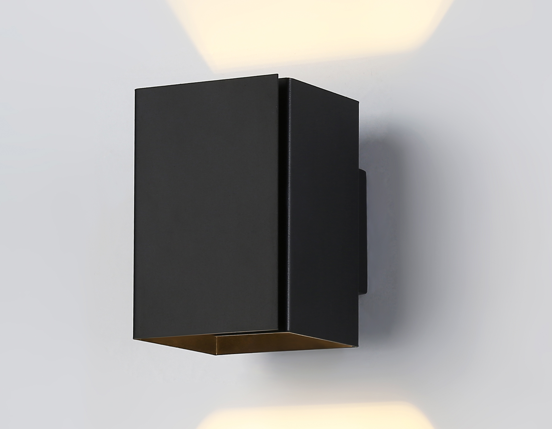 Настенный светильник Ambrella TN5118 BK черный G9 max 40W 120*80*105