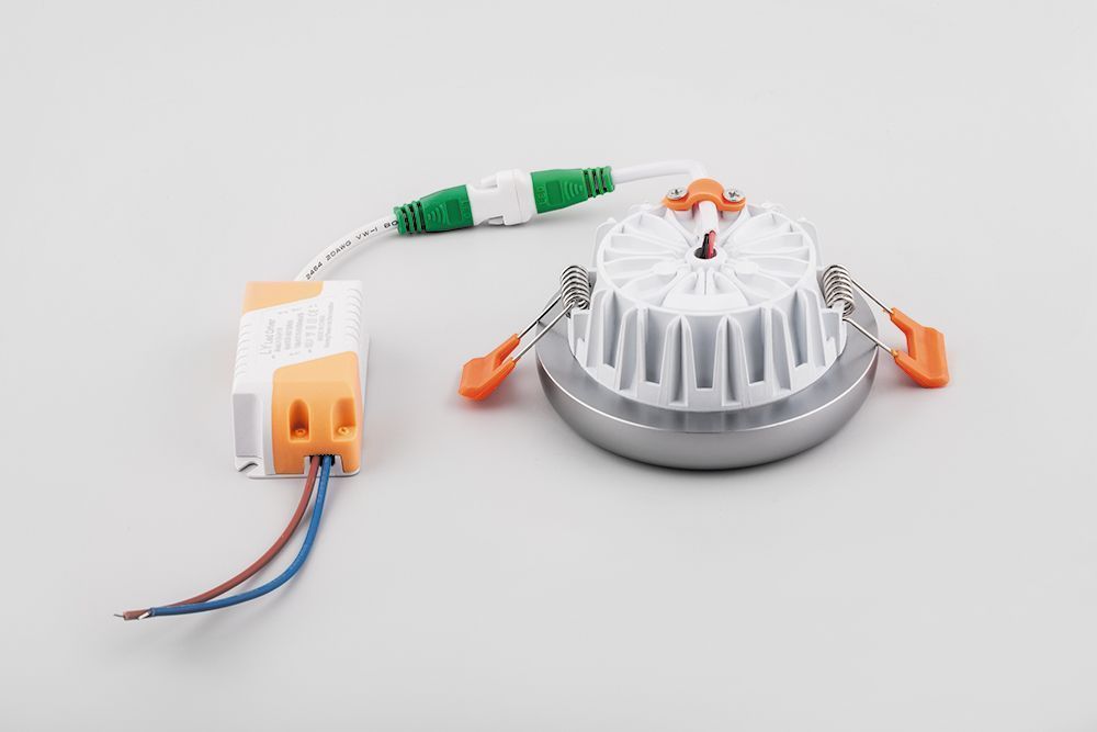 Светодиодный светильник Feron AL614 встраиваемый 7W 4000K серебро