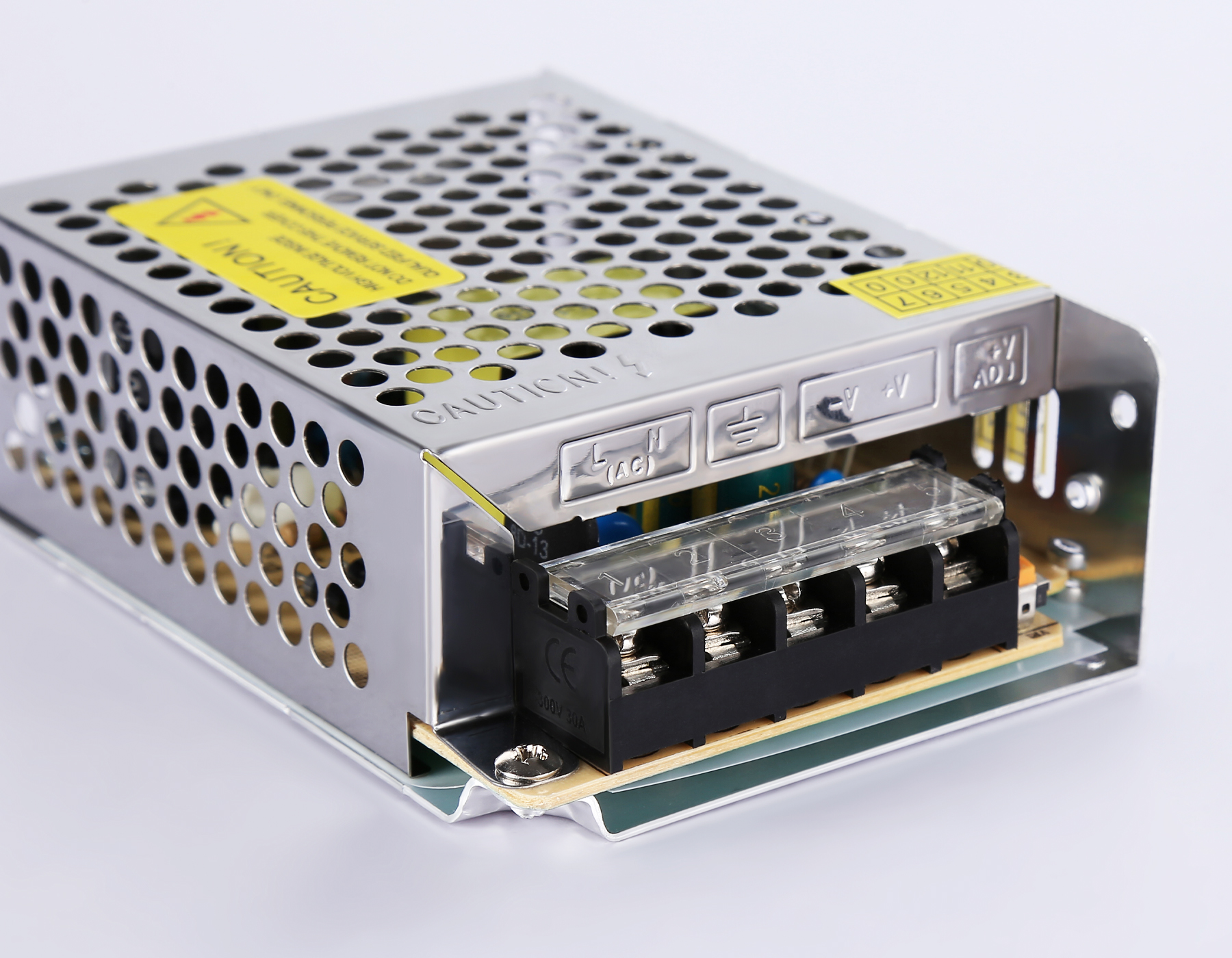 GS9504 блок питания 12V 100W 8.3A IP20 90-260V 110*78*37 GS9504 блок питания 12V 100W 8.3A IP20 90-260V 110*78*37