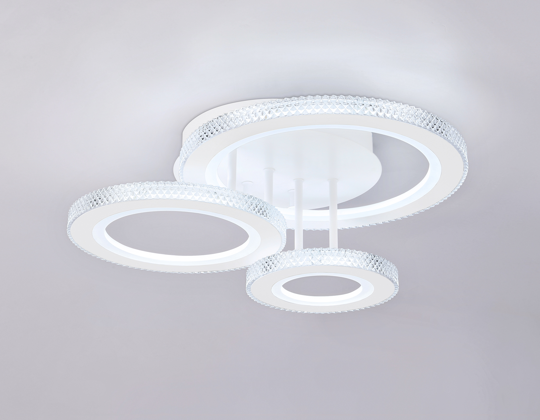 FA8867/3 WH белый 3000K-6400K 38W 470*380*170 (ПДУ ИК)