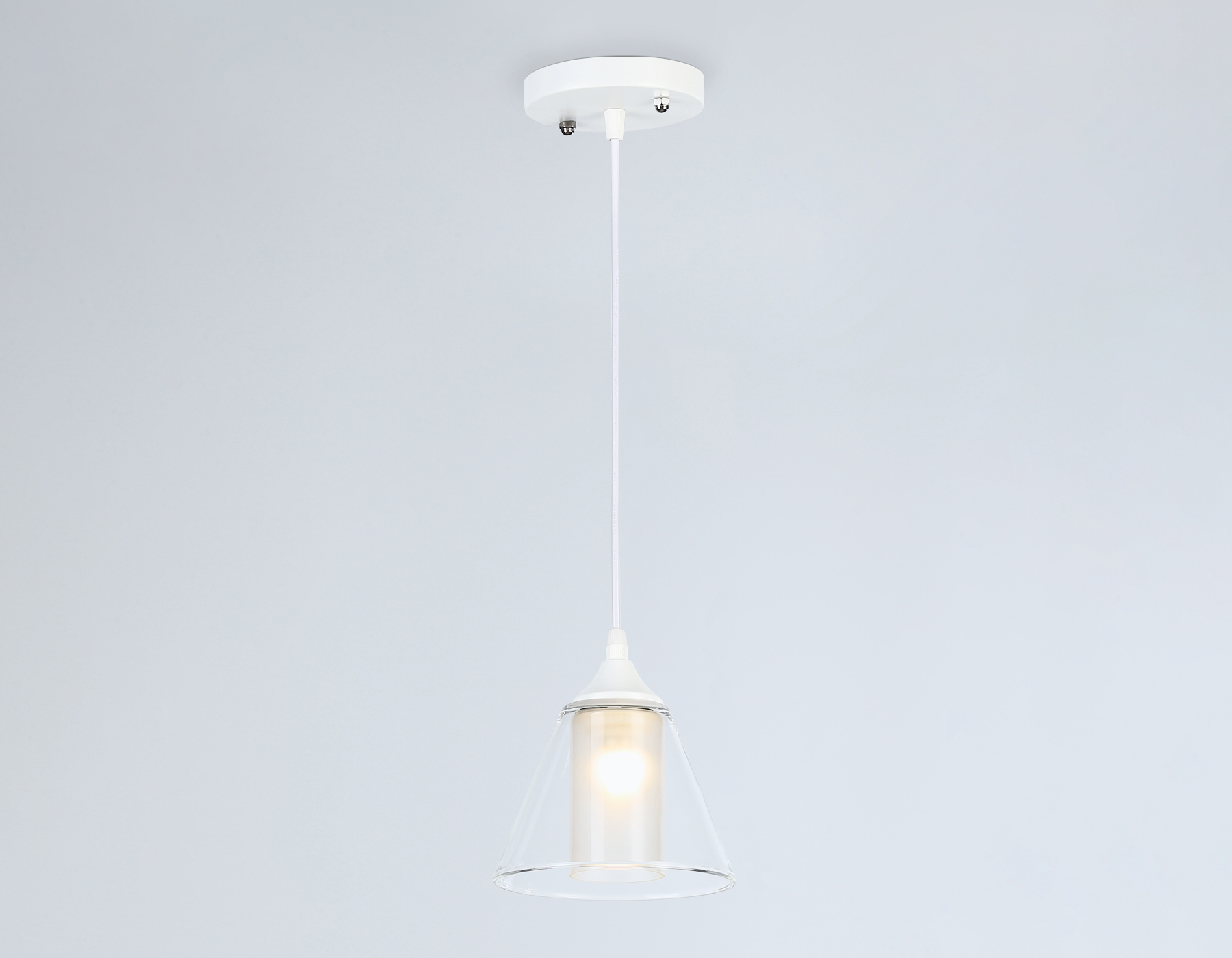 Светильник подвесной Ambrella TR3551 WH/CL/FR белый/прозрачный/белый матовый E27 max 40W D155*800