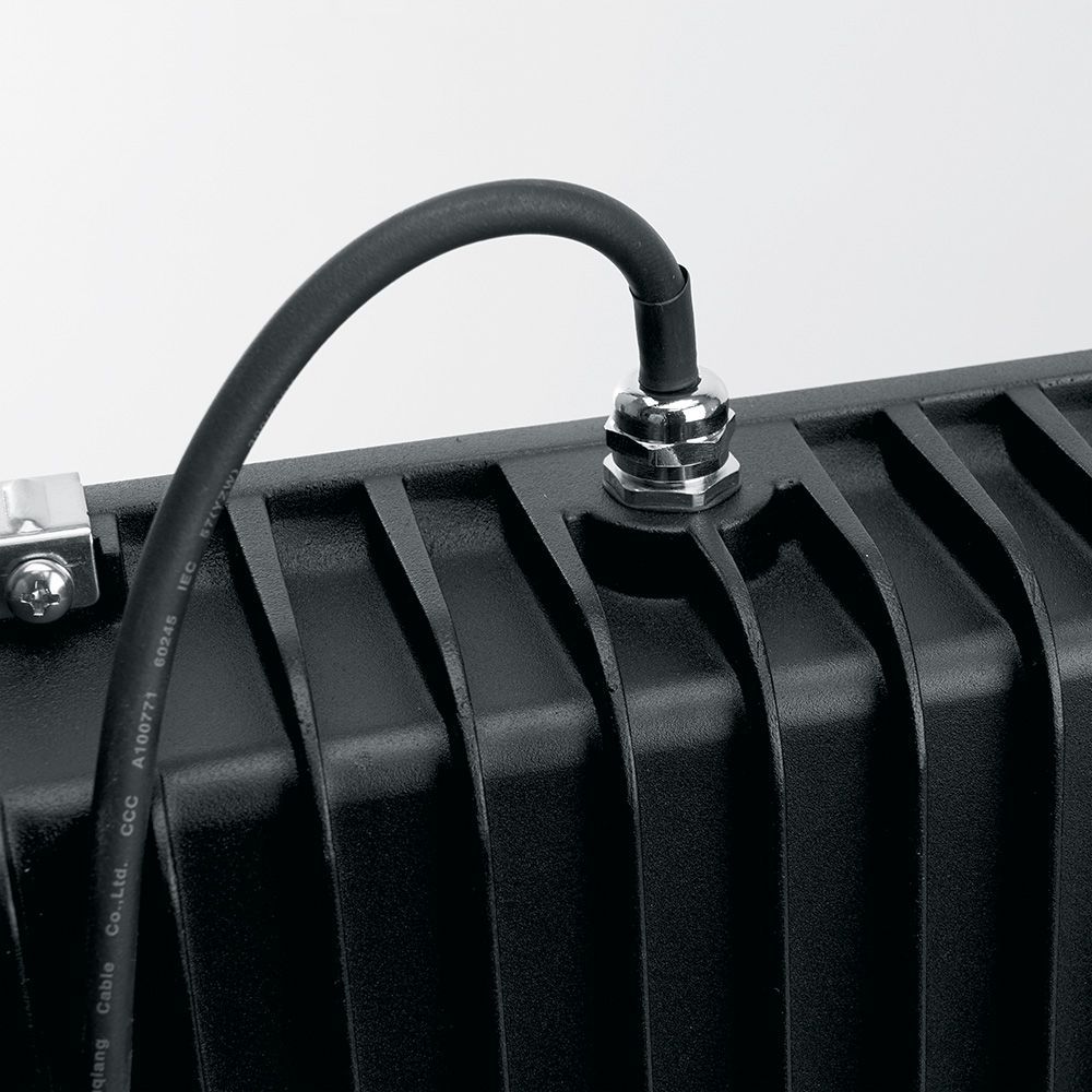 Светодиодный прожектор Feron LL-928 IP65 500W 6400K Светодиодный прожектор Feron LL-928 IP65 500W 6400K
