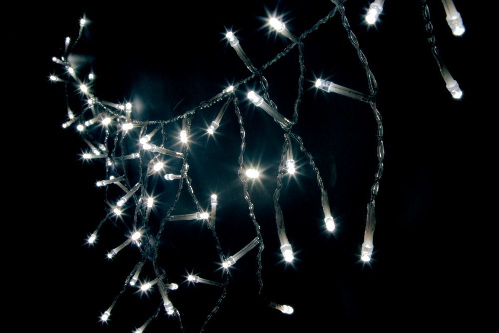 Светодиодная гирлянда Feron CL14 бахрома 1,4м *0.4м +1.4м 230V белый c питанием от сети