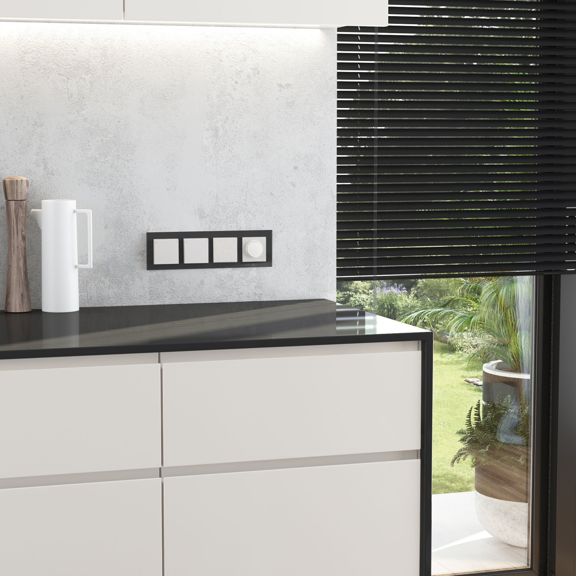 W1171213/ Розетка влагозащ. с зазем. с защит. крышкой и шторками N (перламутровый рифленый) W1171213