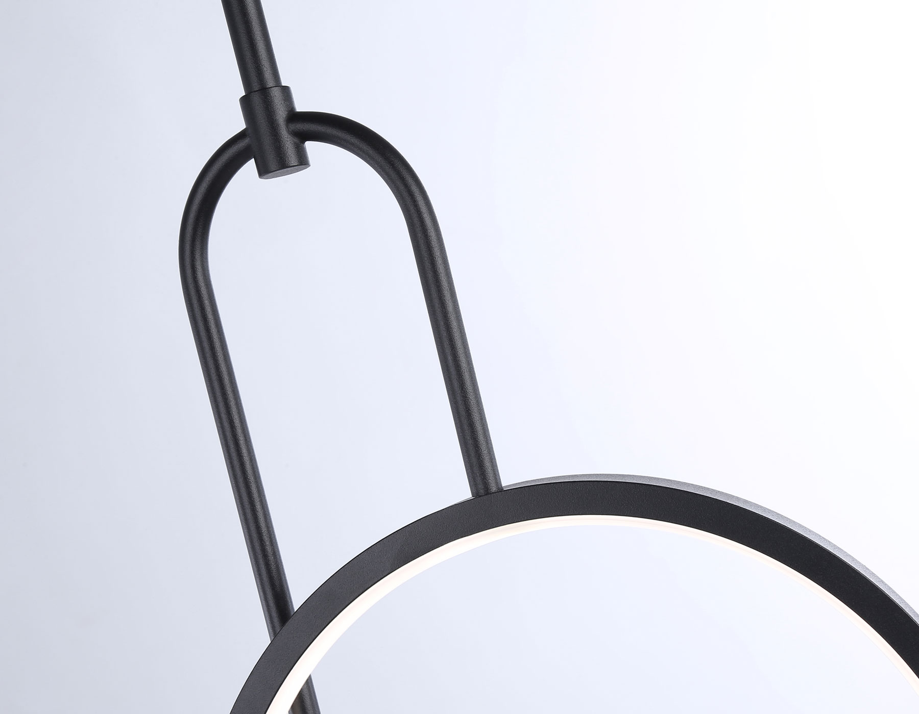 Подвесной светильник Ambrella FL66435 BK черный 4200K 13W 240*60*1580 (Без ПДУ)