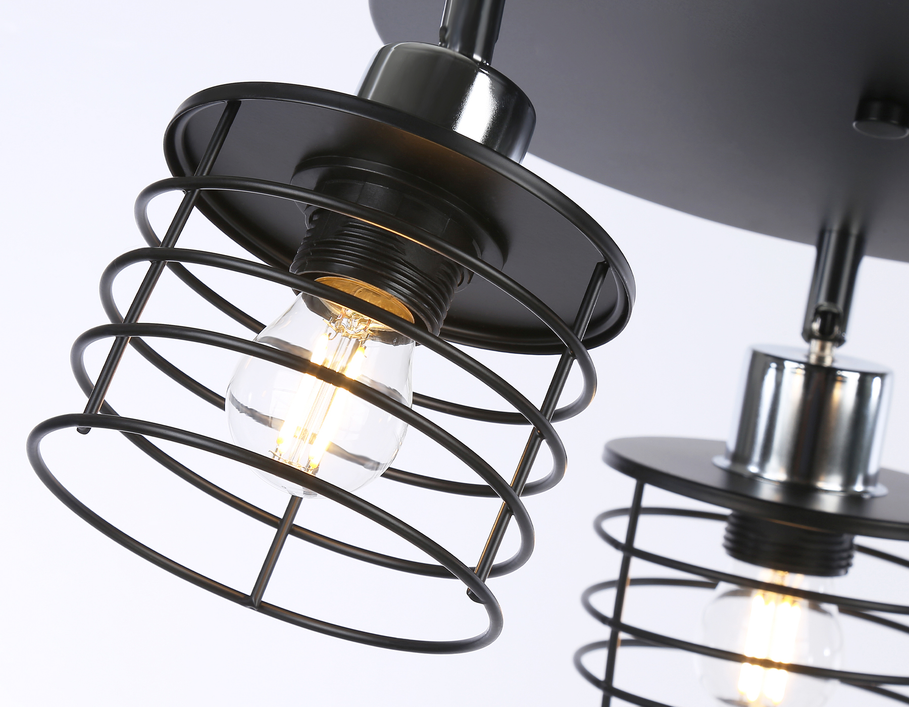 Настенно-потолочный спот Настенно-потолочный спот TR8092/3 BK/CH черный/хром E27*3 max 40W D372*190