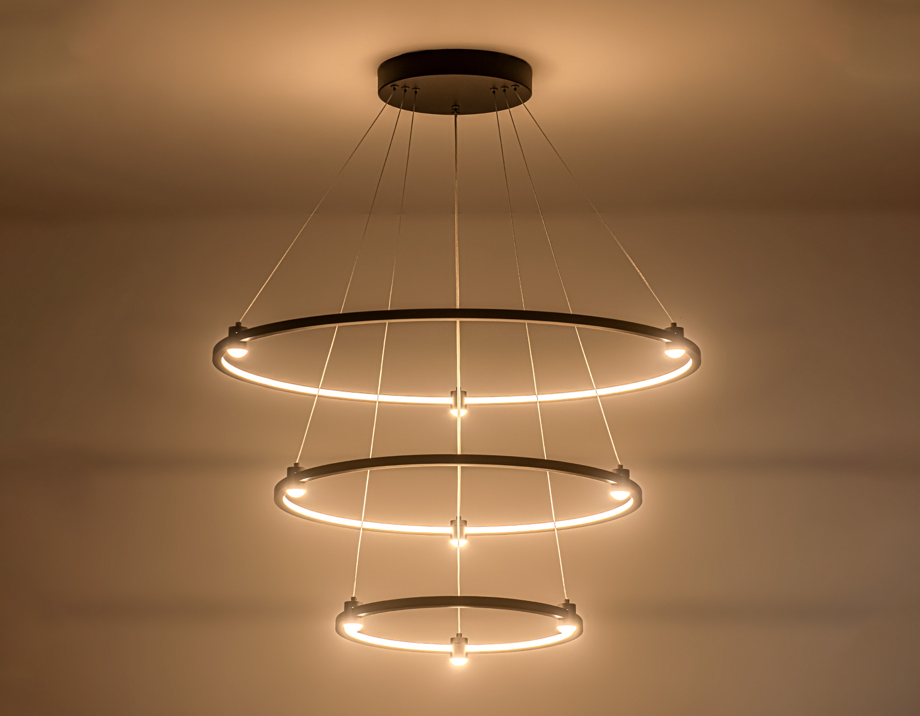 Подвесной LED светильник FL5514/3+9 BK черный 90W 3000K/4200K/6400K D800/600/400*1300 (без ПДУ)