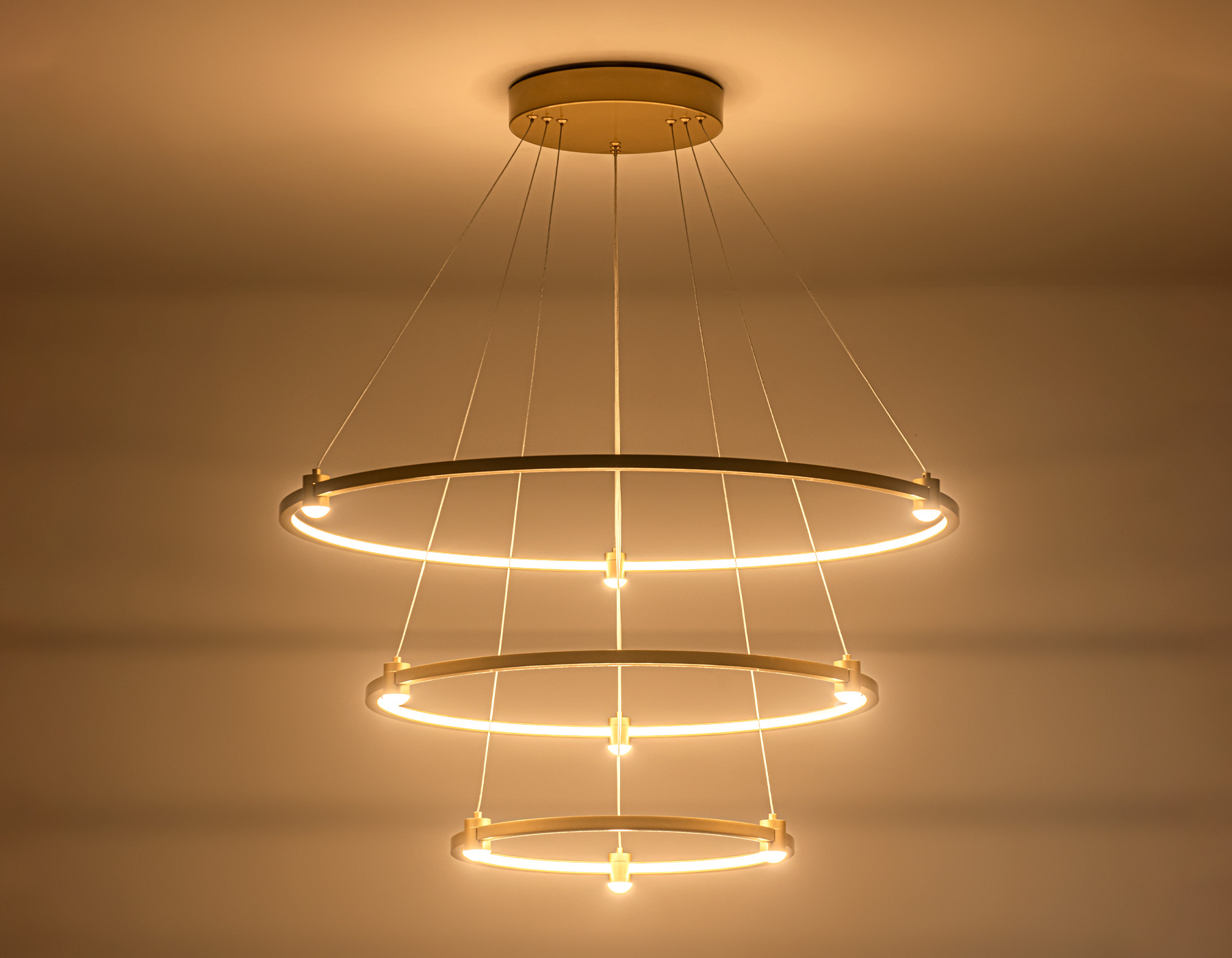 Подвесной LED светильник FL5516/3+9 GD золото 90W 3000K/4200K/6400K D800/600/400*1300 (без ПДУ)