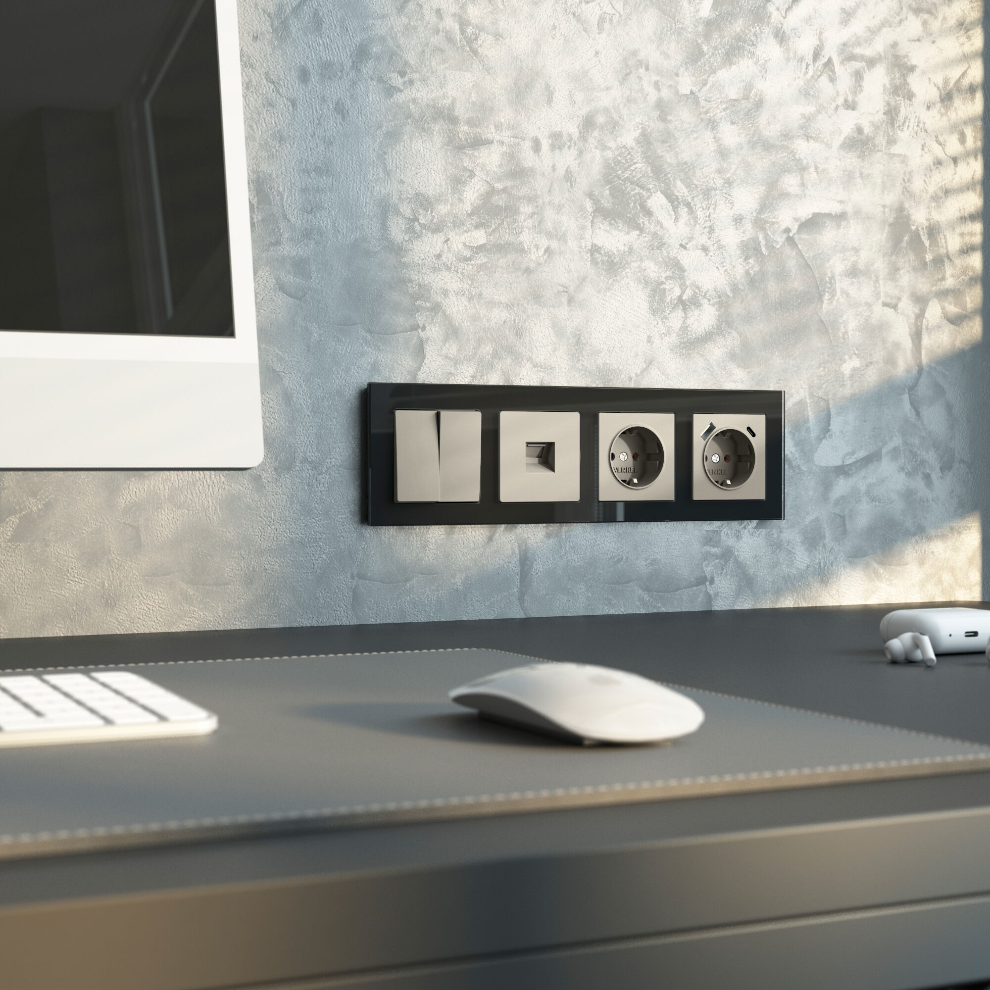 W1271704/ Розетка с заземлением, шторками и USB тип A+C (дымчатый) W1271704