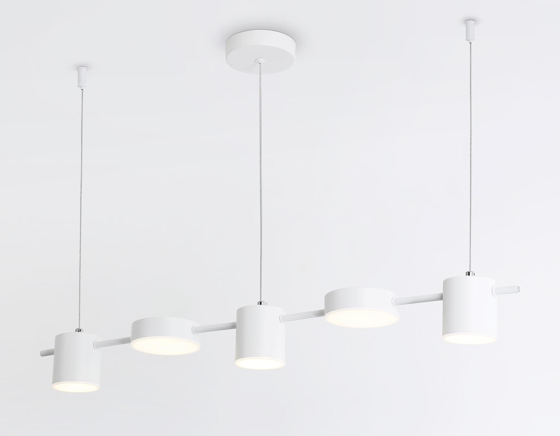 Подвесной светильник Ambrella FL51678/5 WH белый 3000K/4200K/6400K 25W 790*100*1000 (Без ПДУ) Подвесной светильник Ambrella FL51678/5 WH белый 3000K/4200K/6400K 25W 790*100*1000 (Без ПДУ)