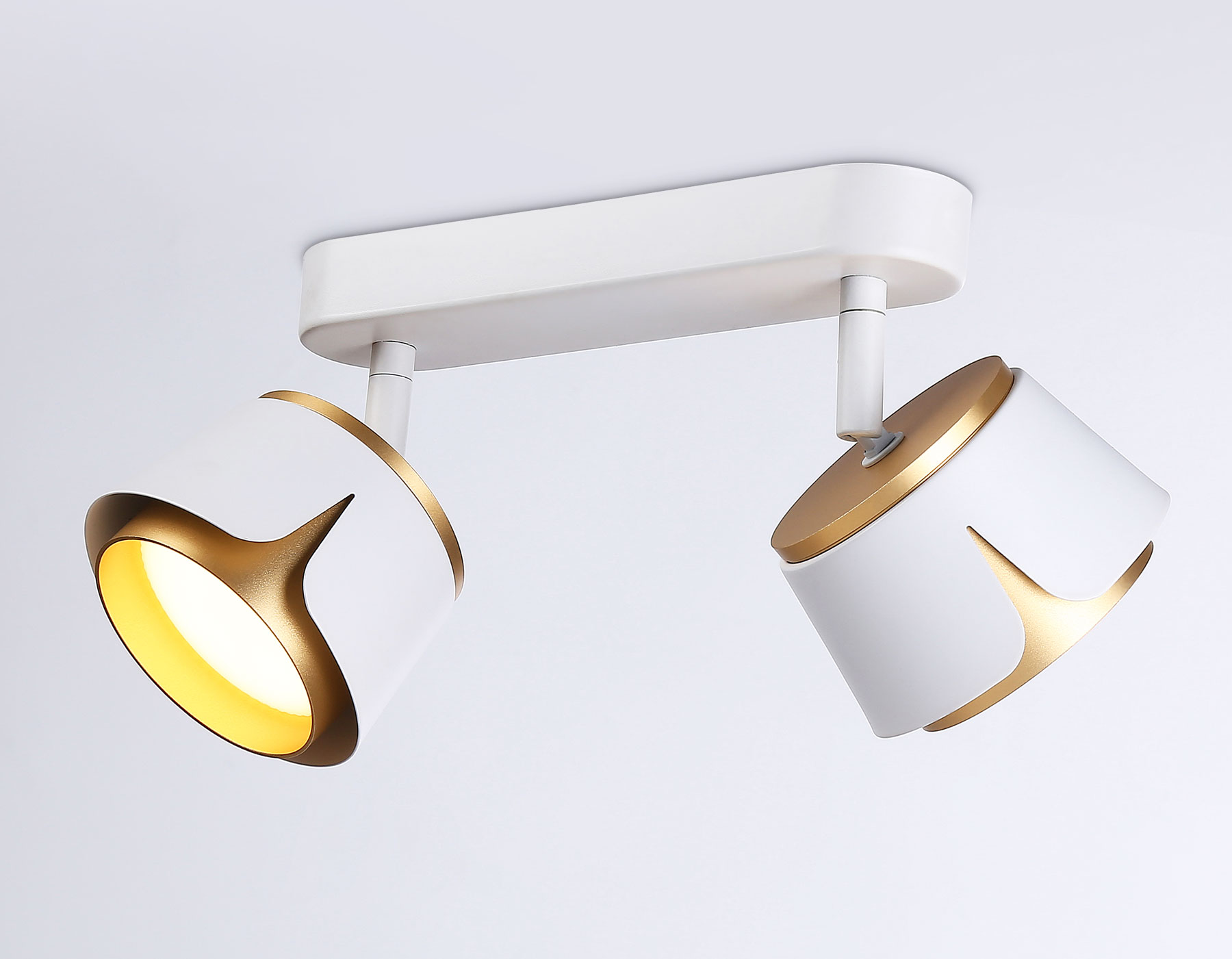 Накладной поворотный спот Ambrella TN71229/2 WH/GD белый/золото GX53/2 220*100*147
