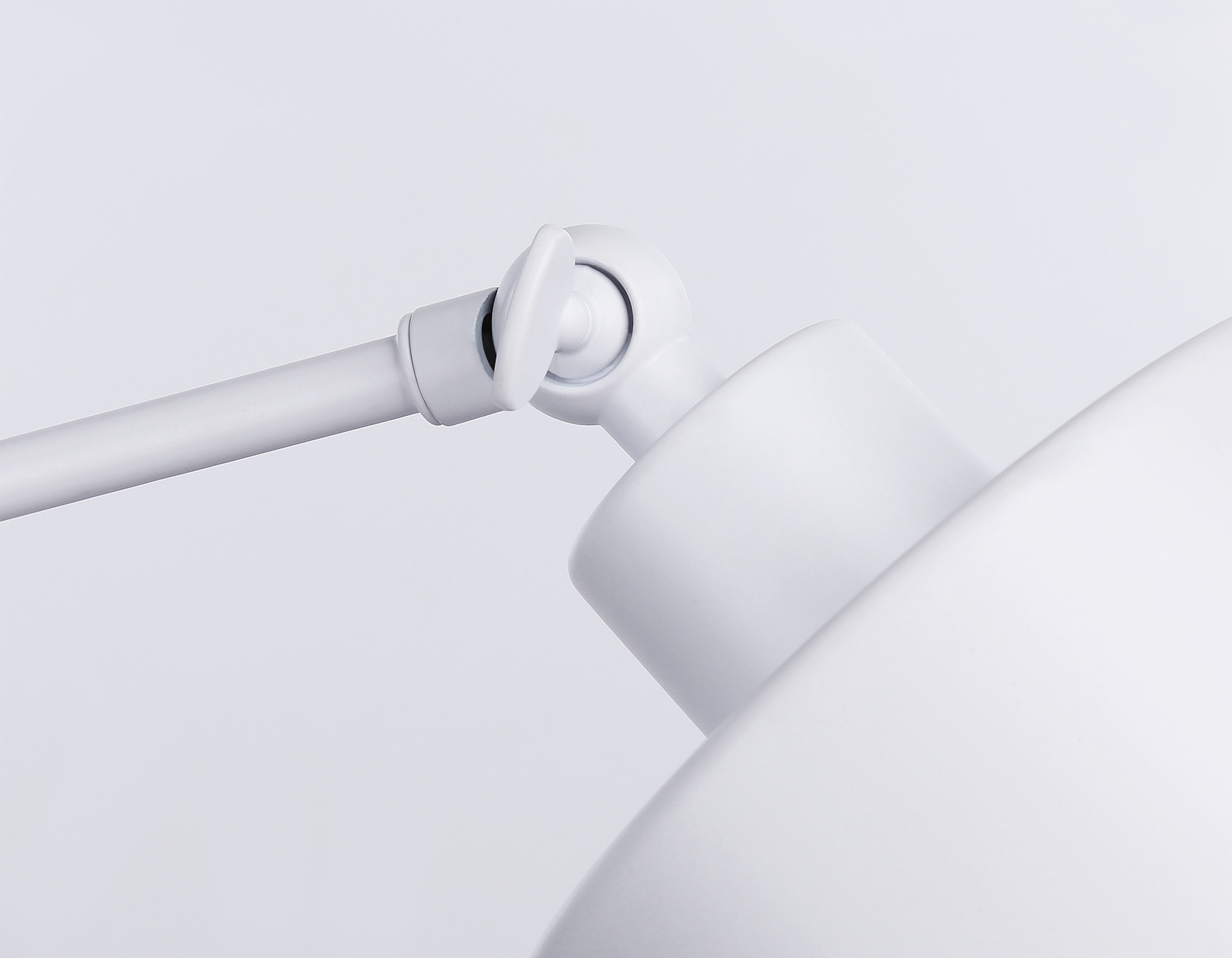 Накладной спот TR8135 WH белый E27 max 40W D120*290