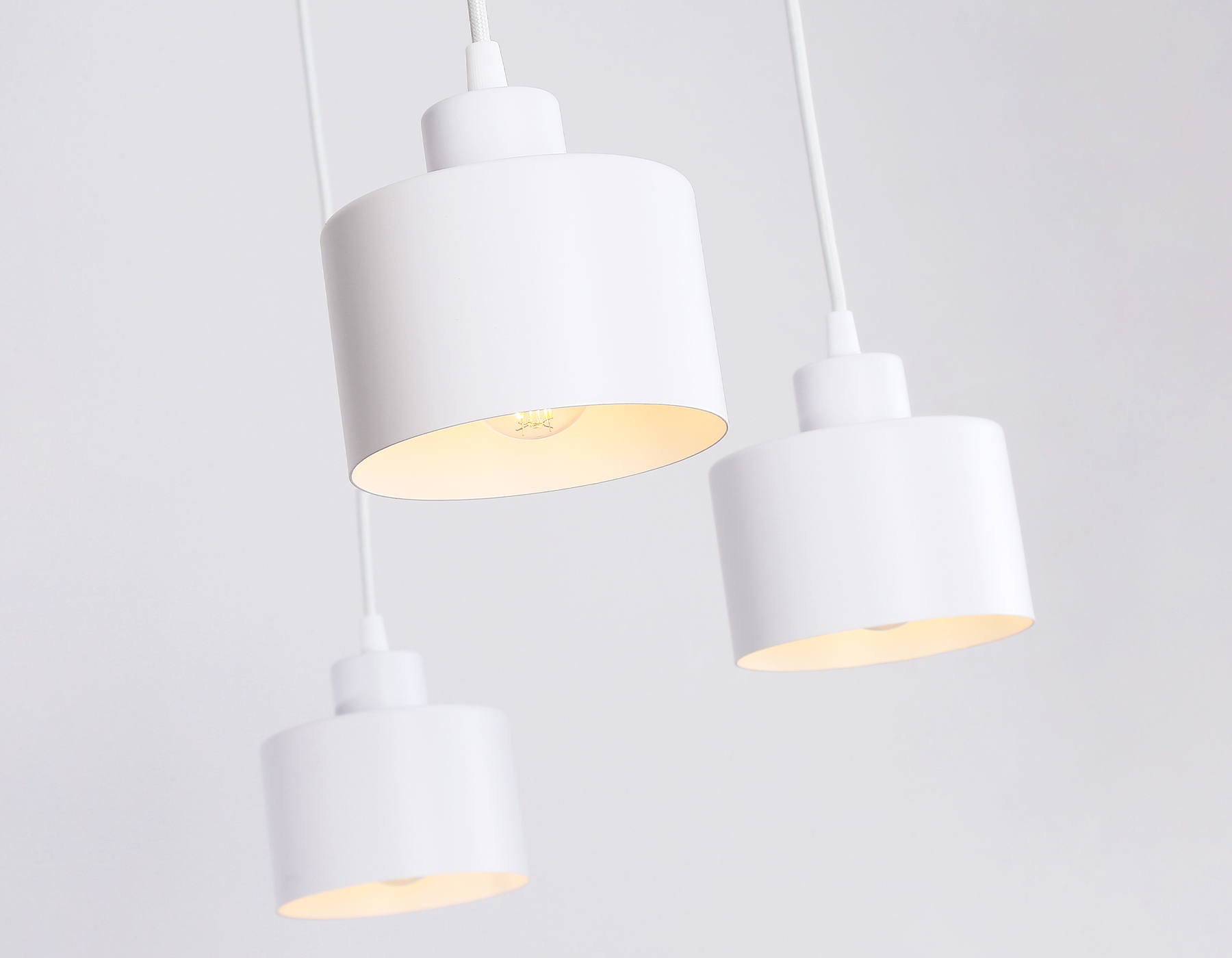 Подвесной светильник TR8131/6 WH белый E27*6 max 40W D700*800