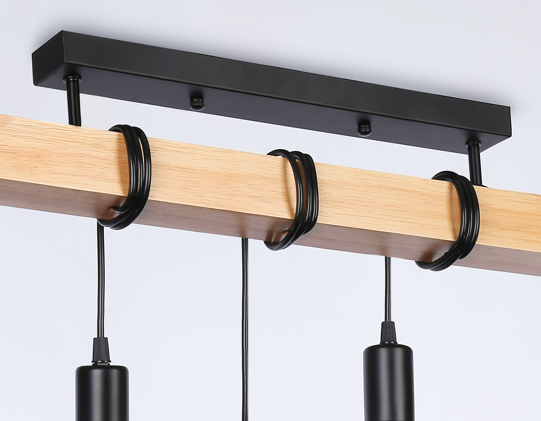 Подвесной светильник TR8183/5 BK/LW черный/светлое дерево E27*5 max 40W 800*50*420