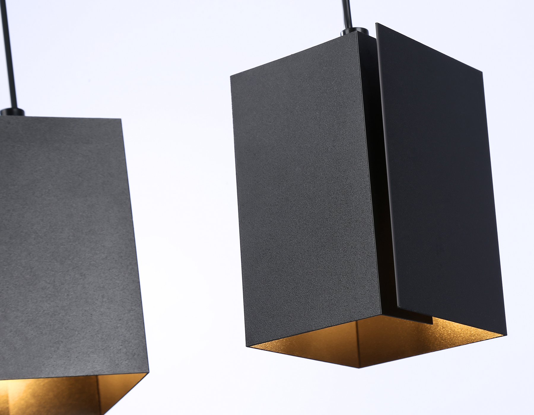 Светильник подвесной Ambrella TN5133/2 BK черный E27/2 max 40W 260*80*1150