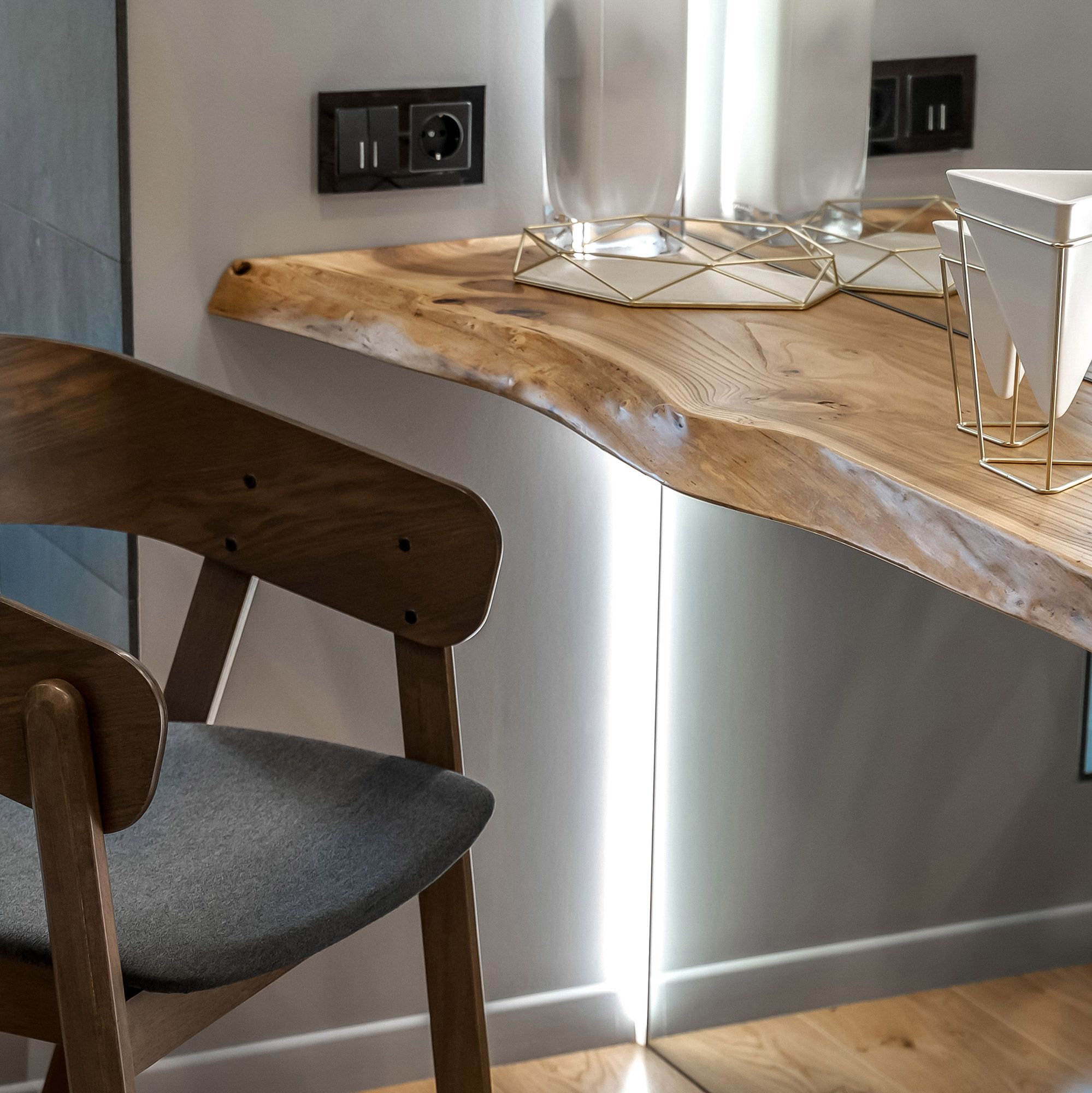 Выключатель двухклавишный проходной с подсветкой WERKEL (черный матовый) WL08-SW-2G-2W-LED / W1122108 / a029877