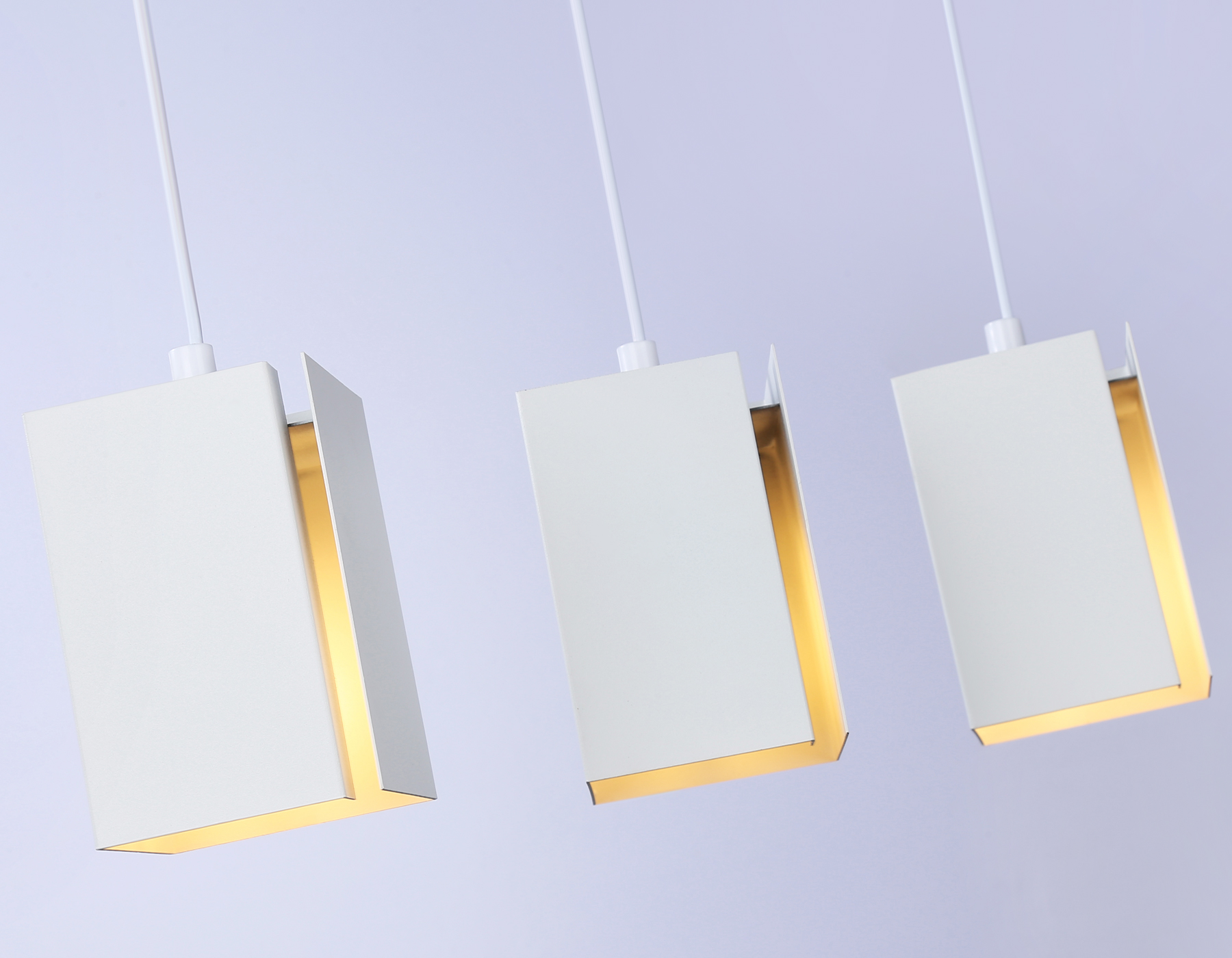 Светильник подвесной Ambrella TN5138/3 WH белый E27/3 max 40W 400*80*1150