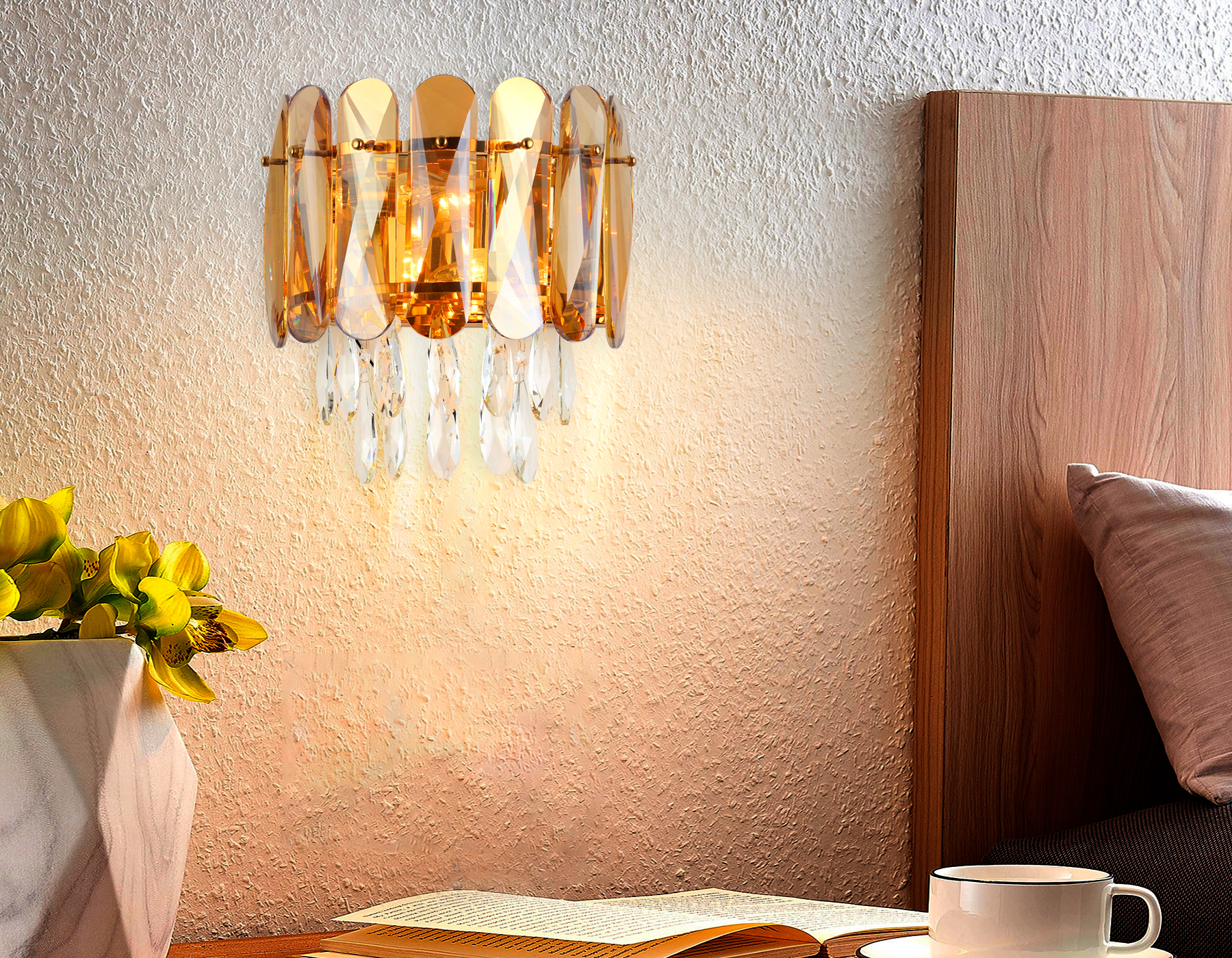 Настенный светильник Ambrella TR5078/2 GD/TI/CL золото/янтарь/прозрачный E14/2 max 40W 280*280*170