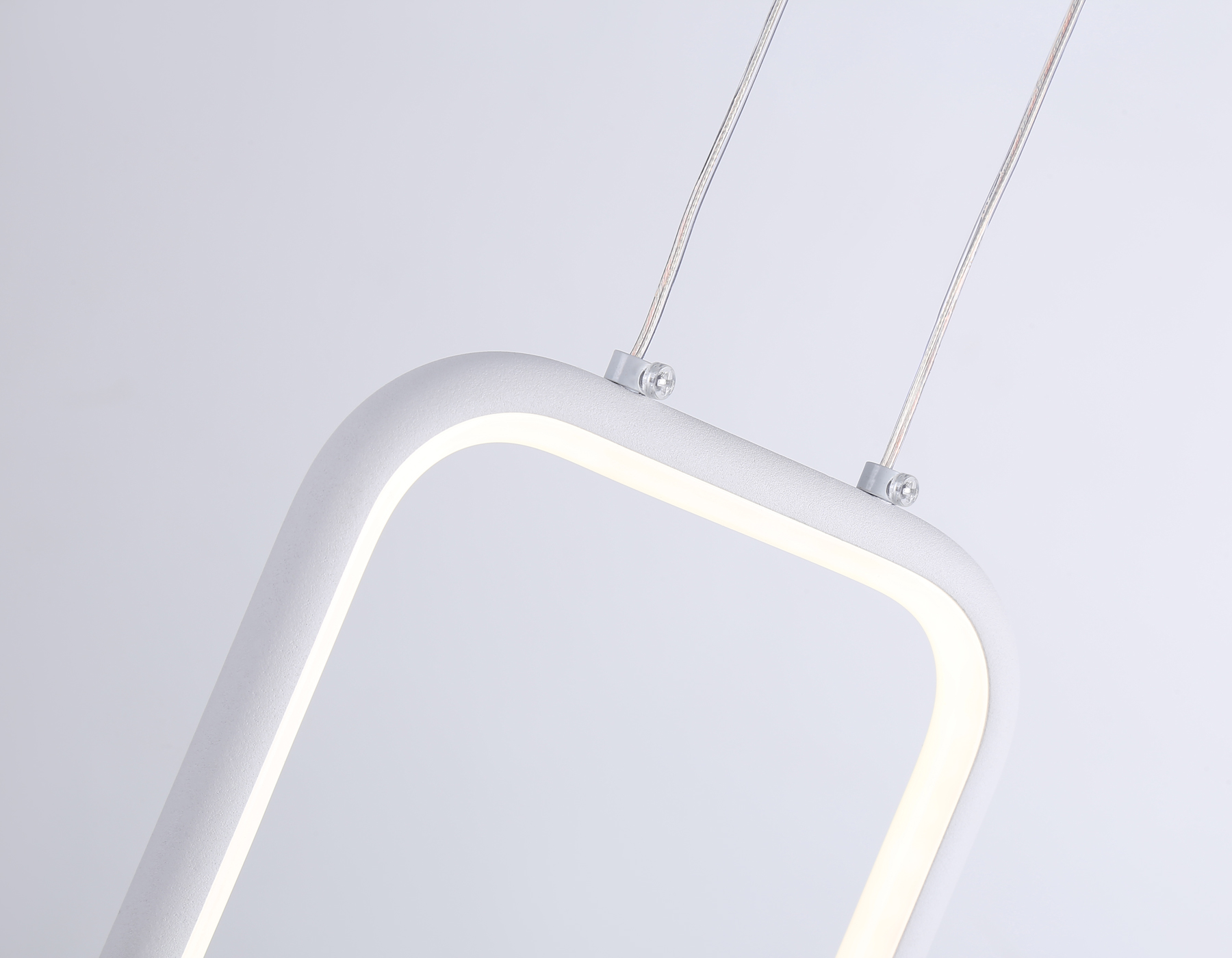 FL66361 WH белый 19W 4200K 190*80*1000