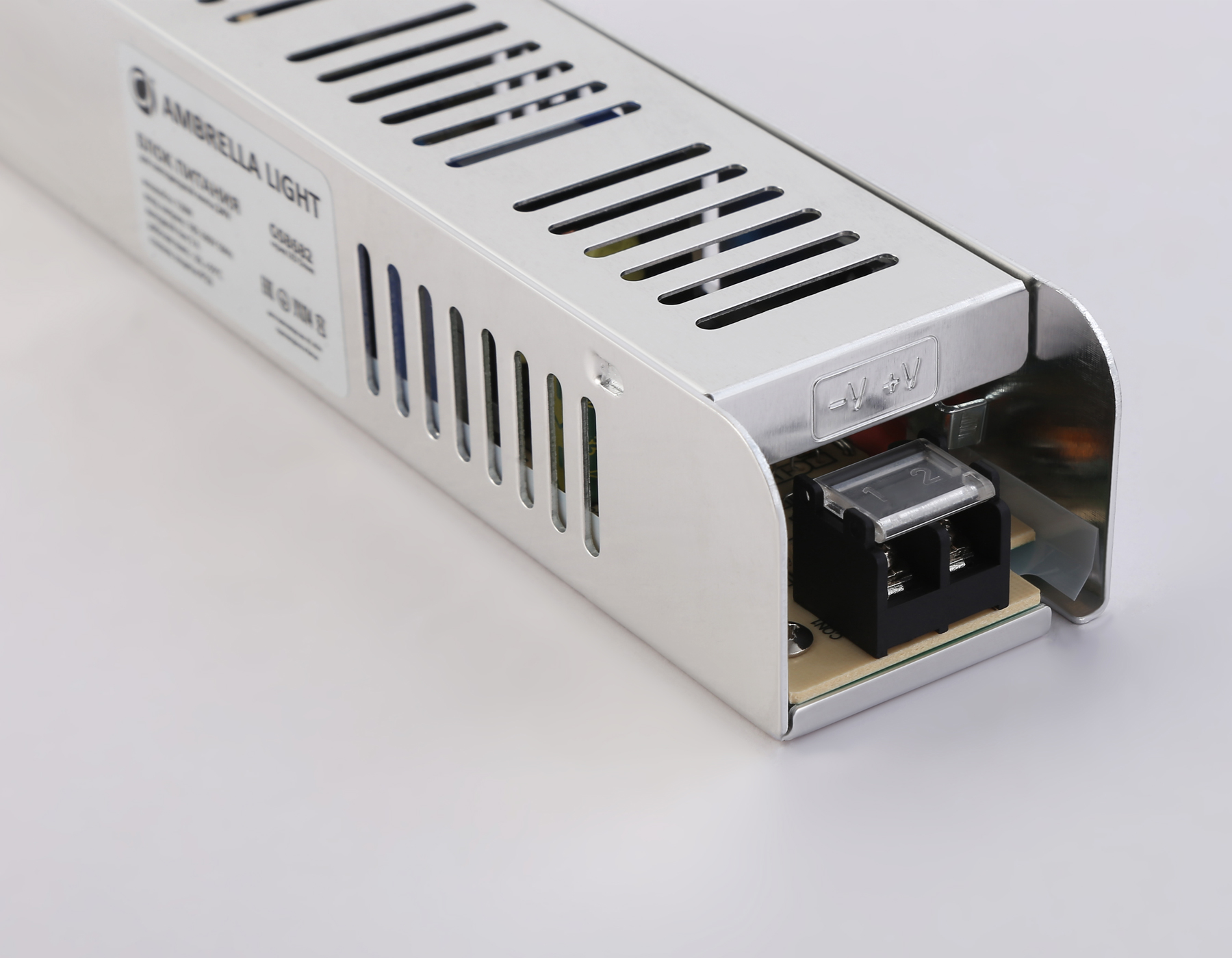 GS8682 блок питания 24V 120W 5A IP20 185-260V EMC 188*46*36 GS8682 блок питания 24V 120W 5A IP20 185-260V EMC 188*46*36