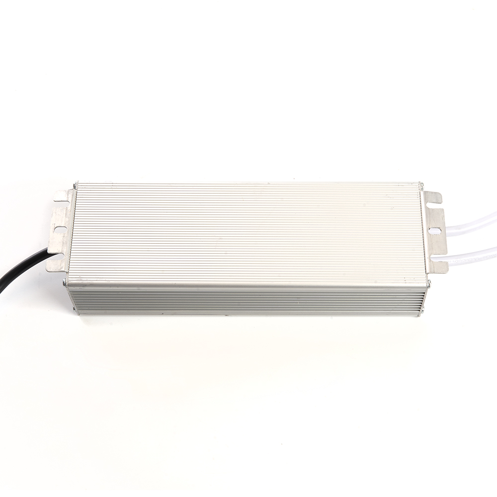 Трансформатор электронный для светодиодной ленты 200W 12V IP67 (драйвер), LB007 Трансформатор электронный для светодиодной ленты 200W 12V IP67 (драйвер), LB007