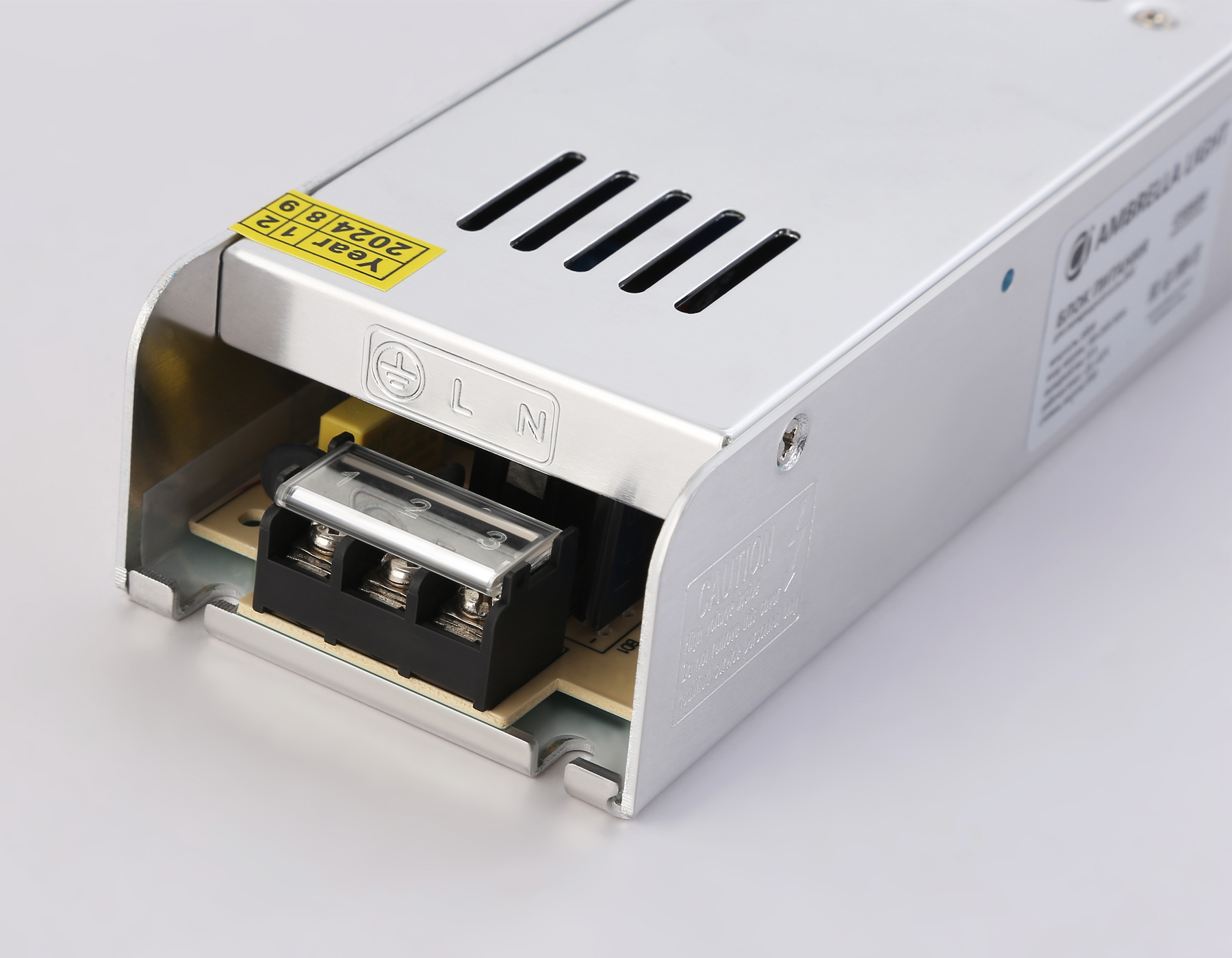 GS8686 блок питания 24V 360W 15A IP20 185-260V EMC 223*67*40