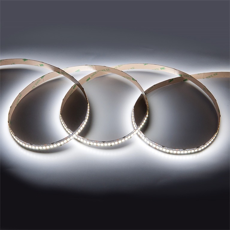 Лента светодиодная GENERAL 22 Вт/м, 24В, IP20, 6500К (2835, 240 диодов/м, 5м) 502240